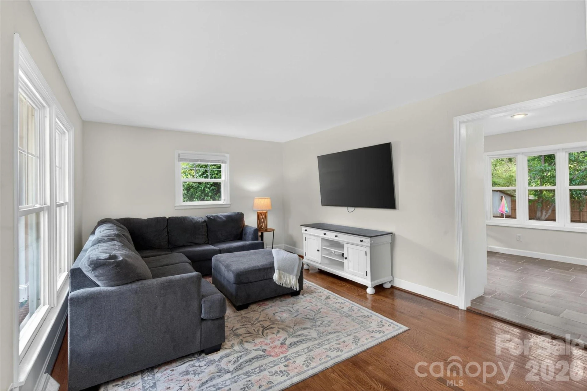 6912 Woodstock Drive - Photo 5