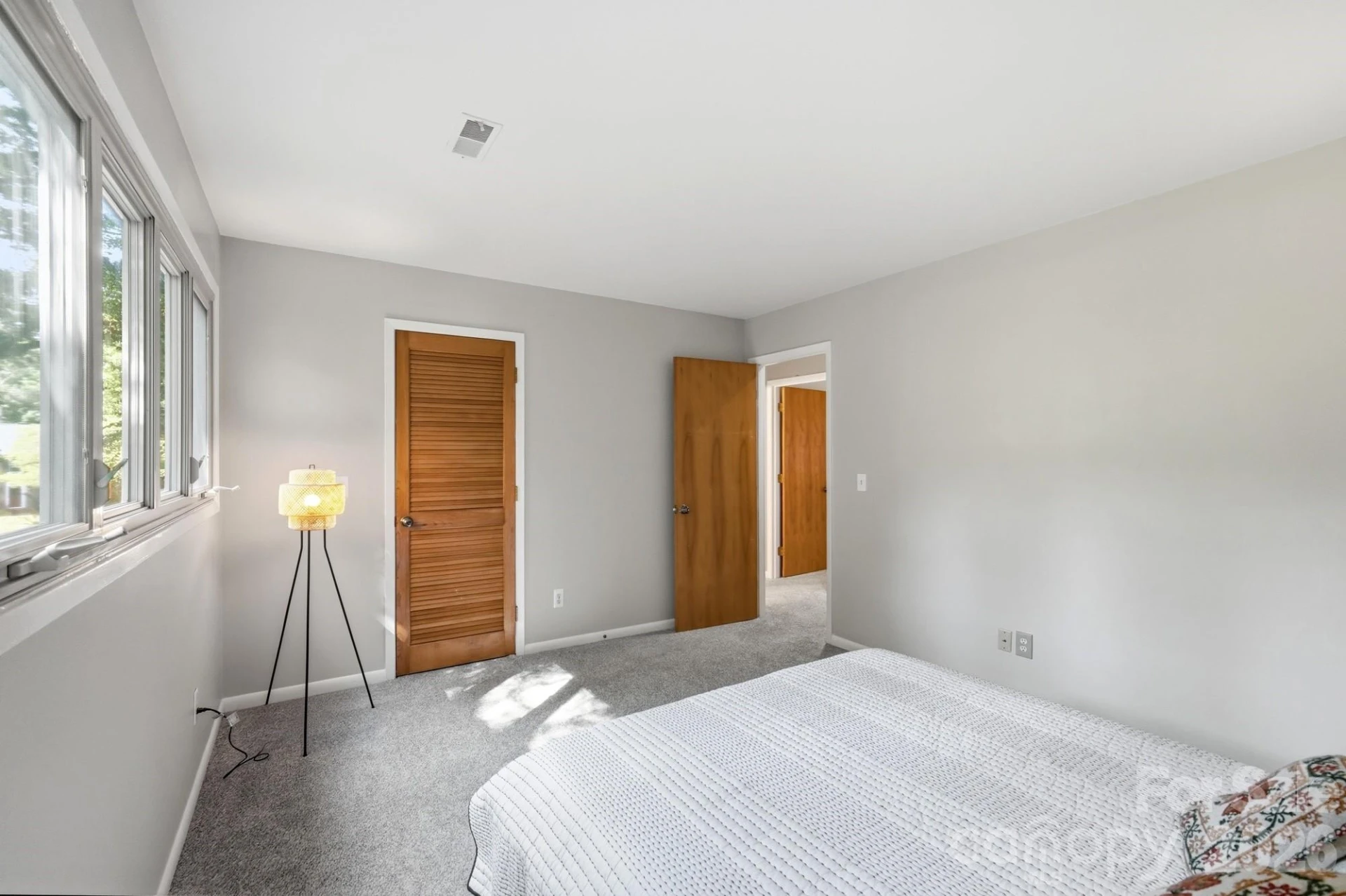 7045 Burlwood Road - Photo 32