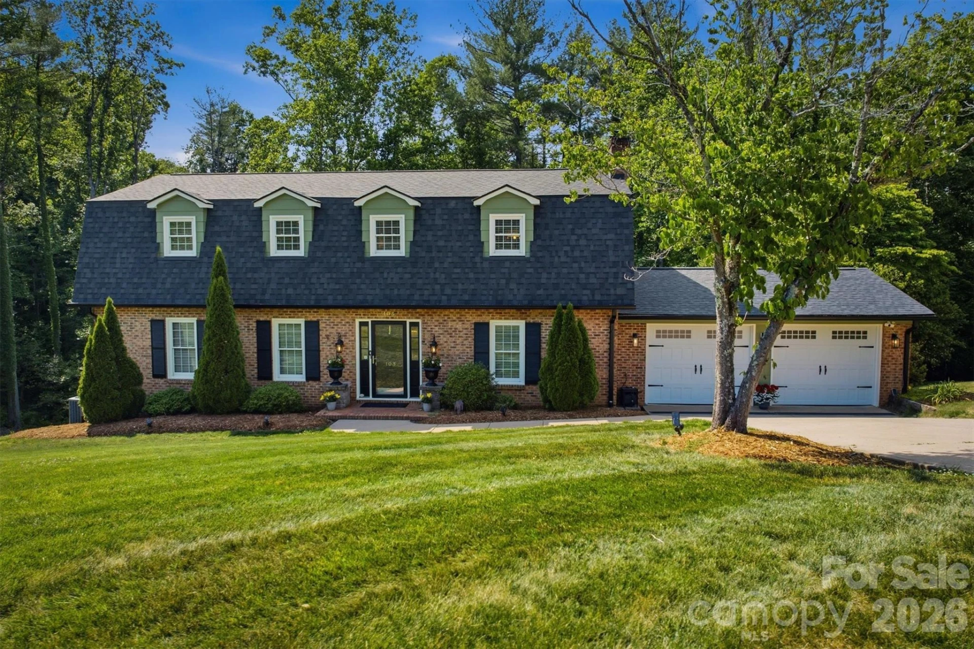 103 Wedgewood Court - Photo 2