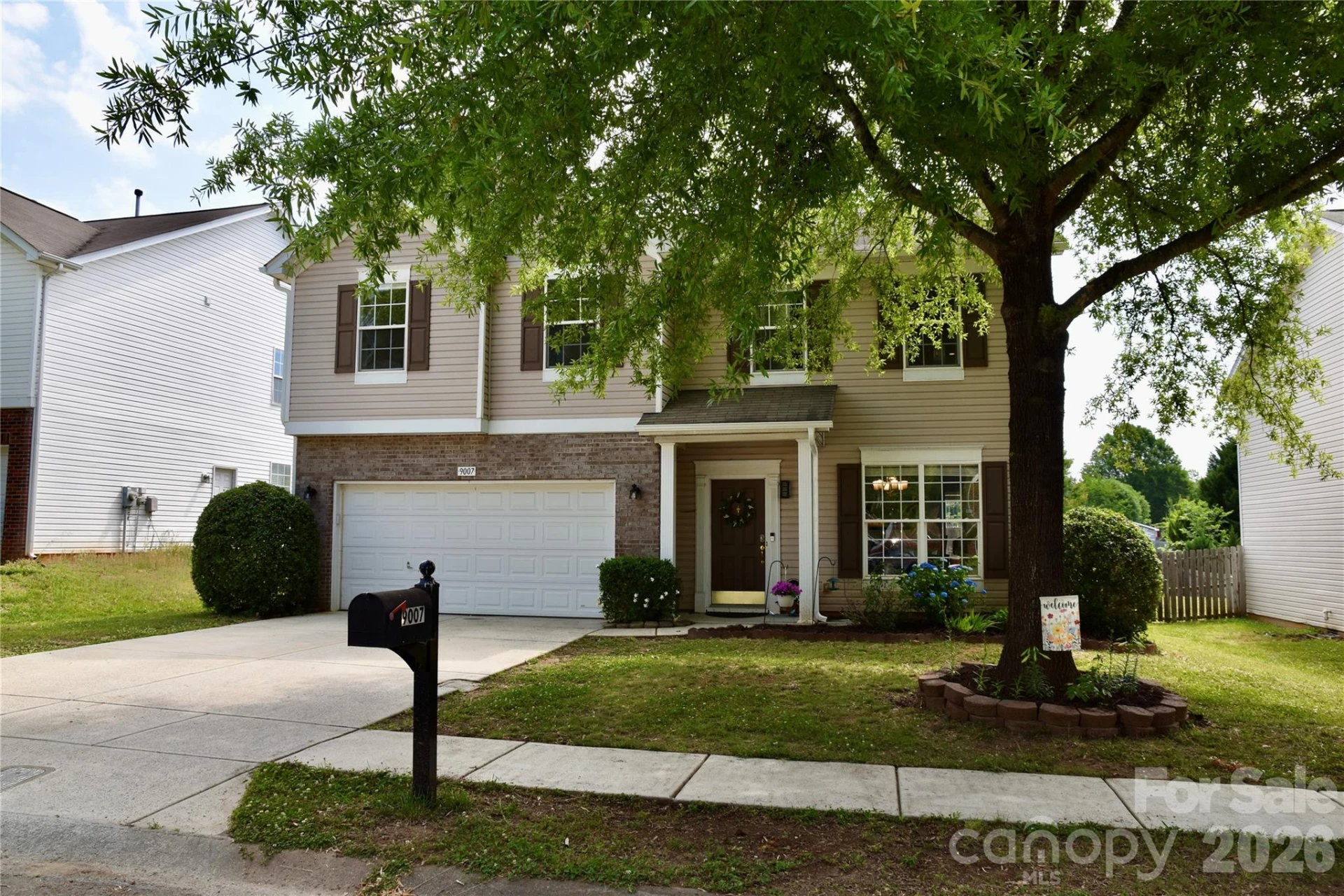 9007 Goldfields Drive - Photo 2