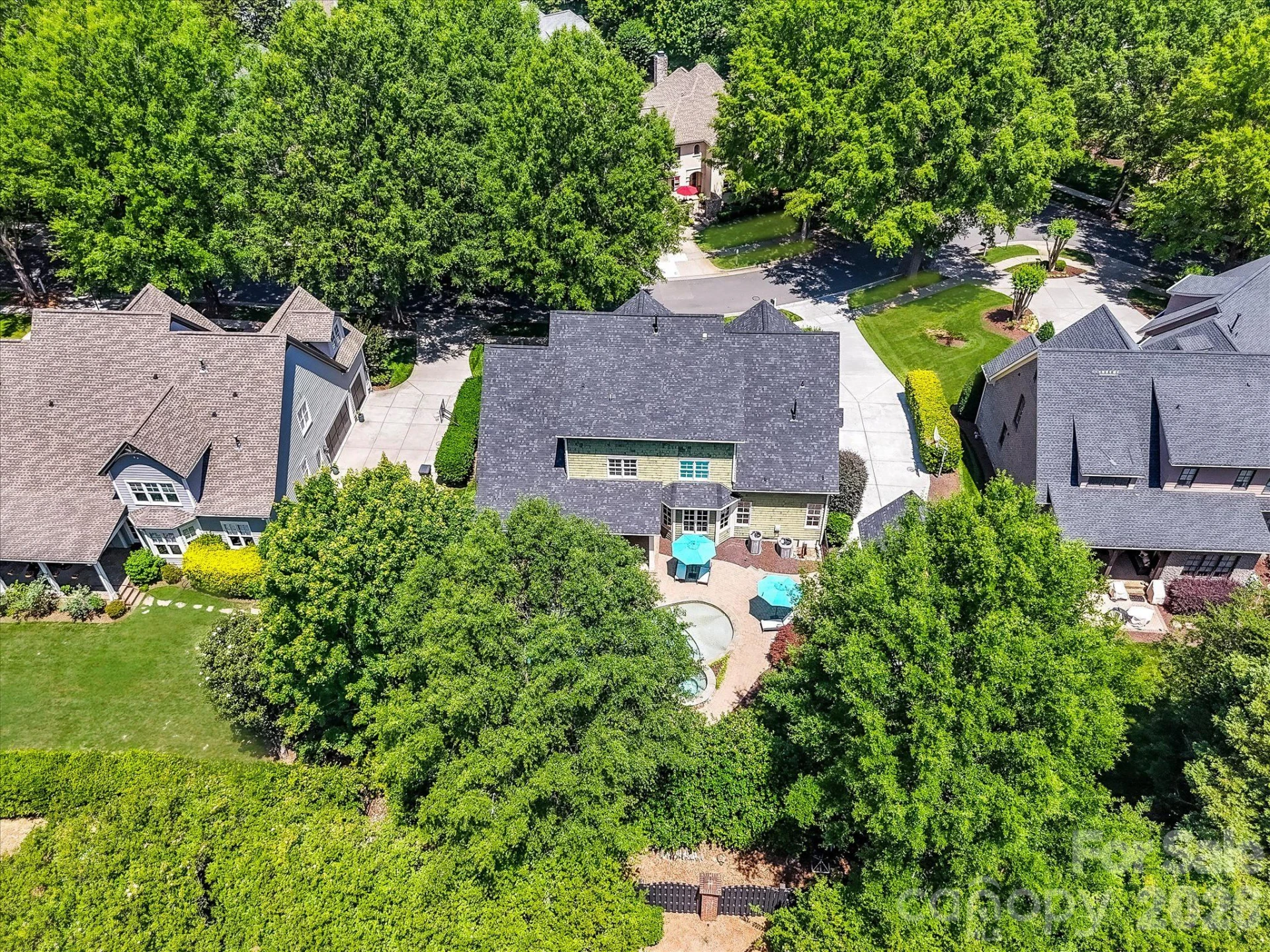 7805 Pemswood Street - Photo 38