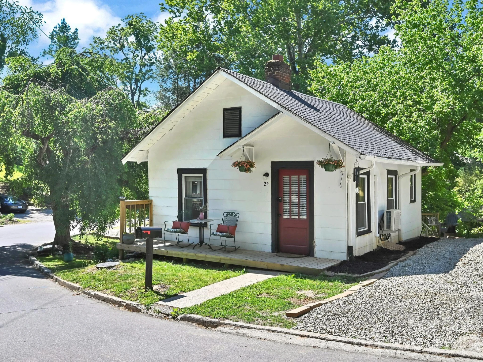 24 Chatham Road