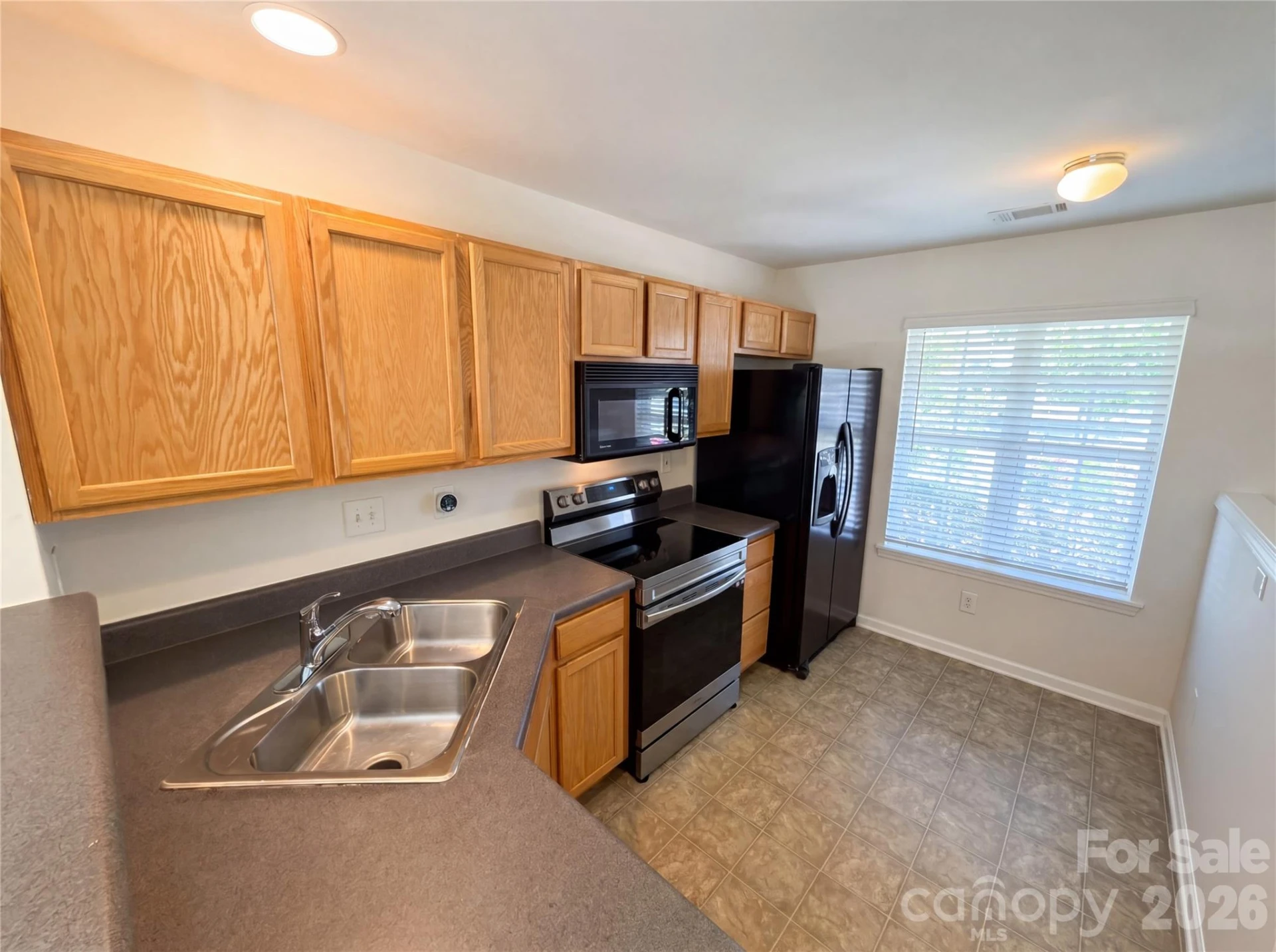 7395 Sun Dance Drive - Photo 2
