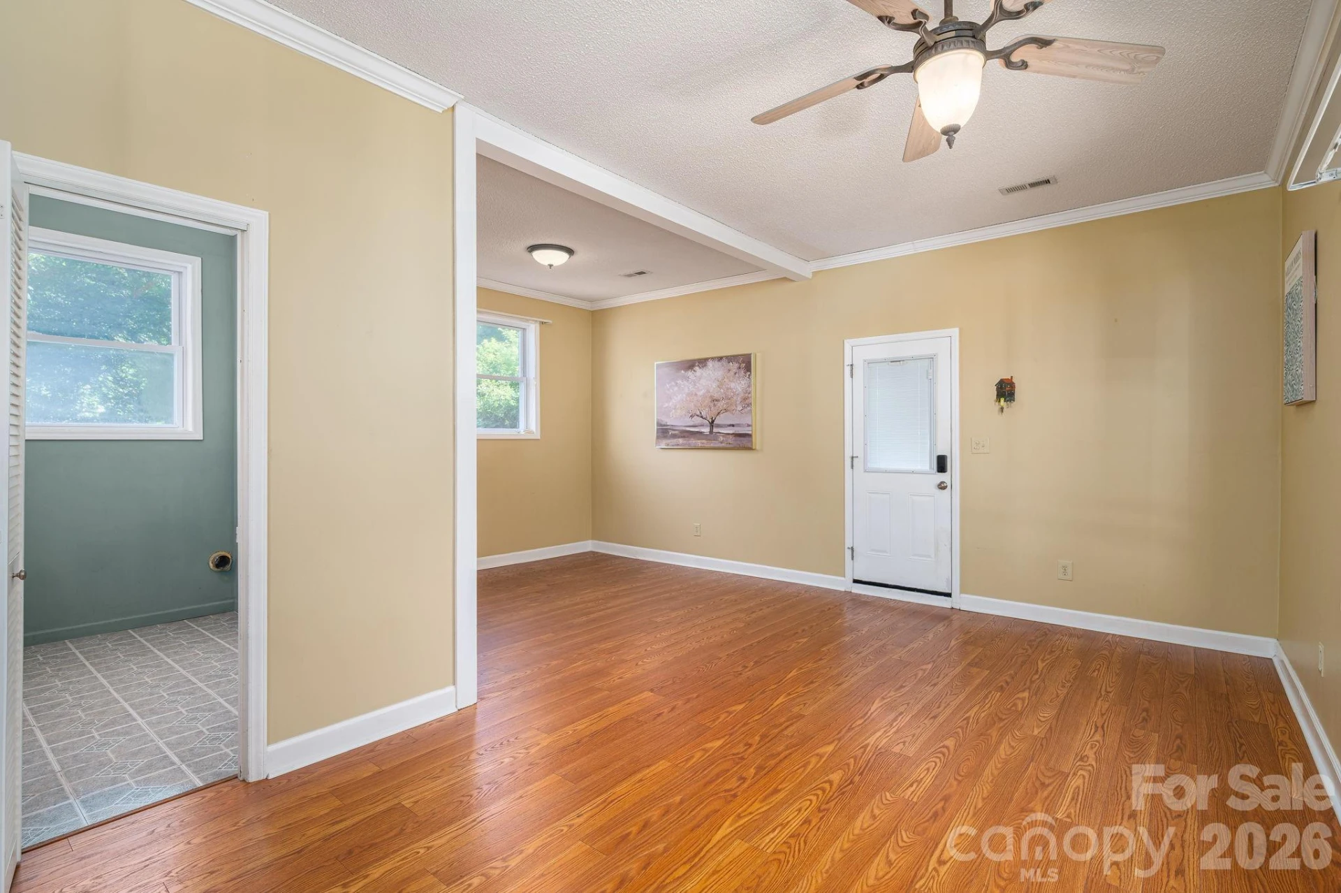305 Heather Lane - Photo 16