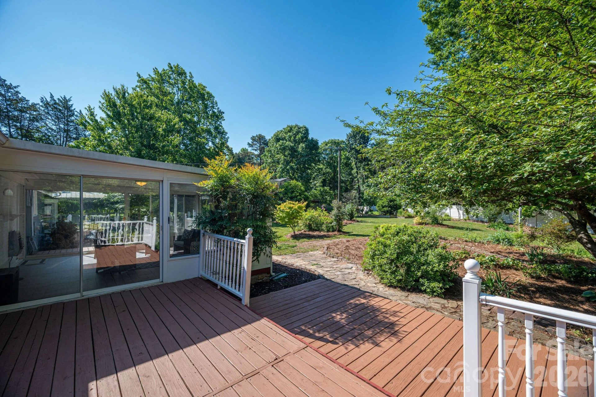 305 Heather Lane - Photo 32