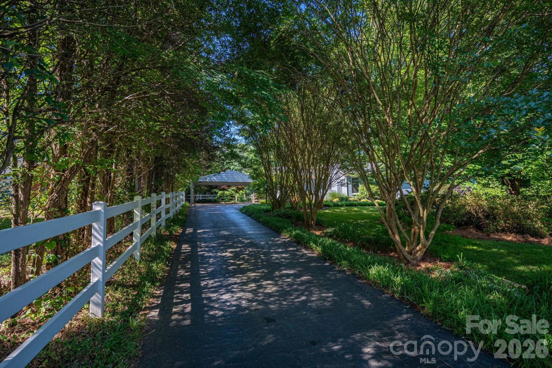 305 Heather Lane - Photo 47