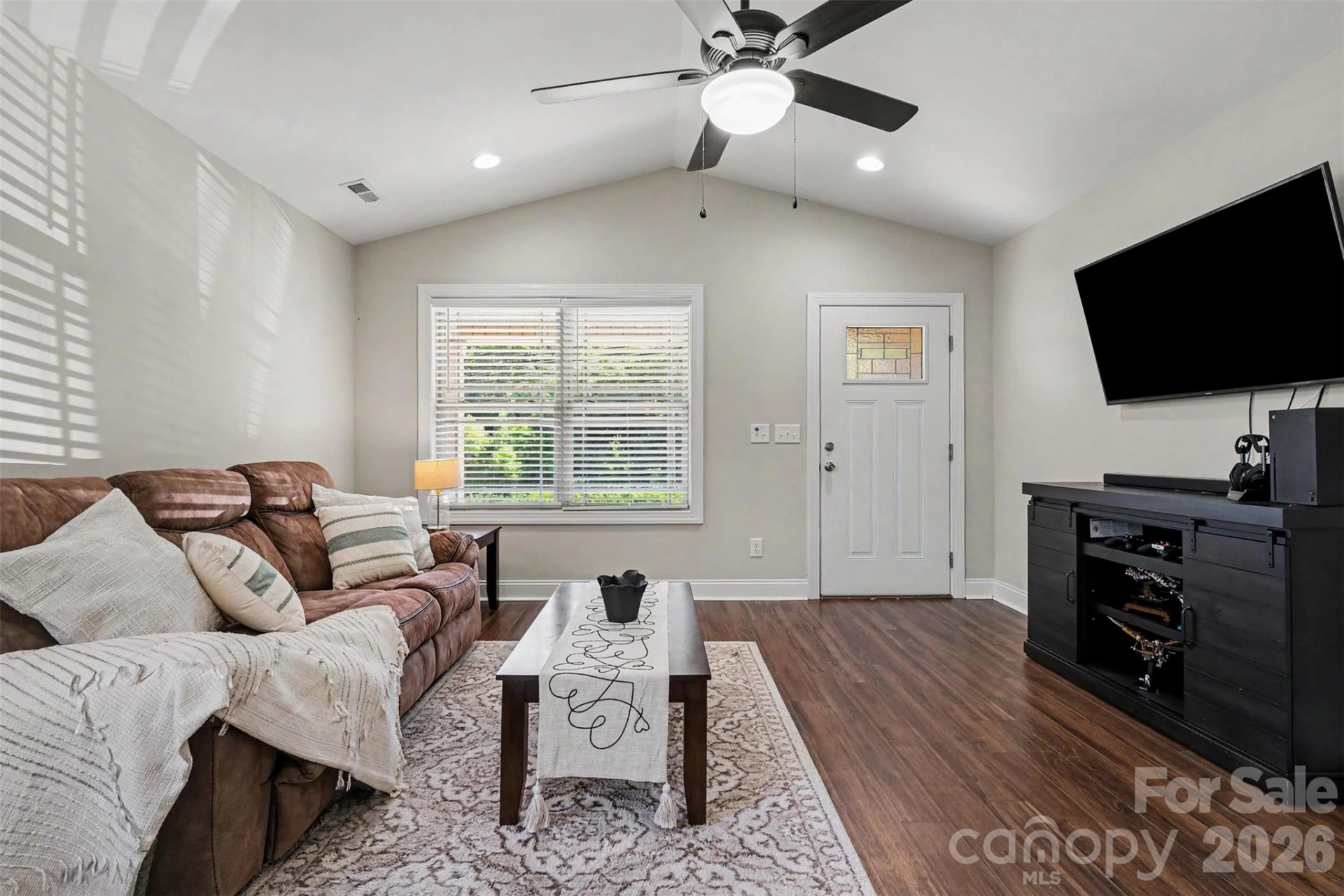 207 Kimball Road - Photo 4