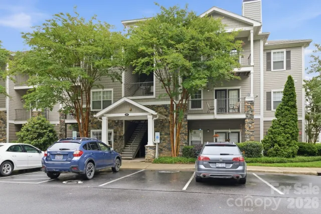 900 Vista Lake Drive, Candler, NC, 28715