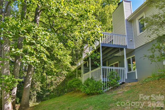63 Hollybrook Drive, Asheville, NC, 28803