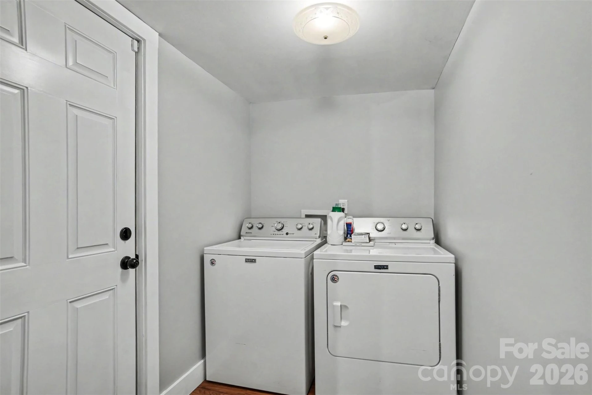 611 4th Avenue - Photo 15