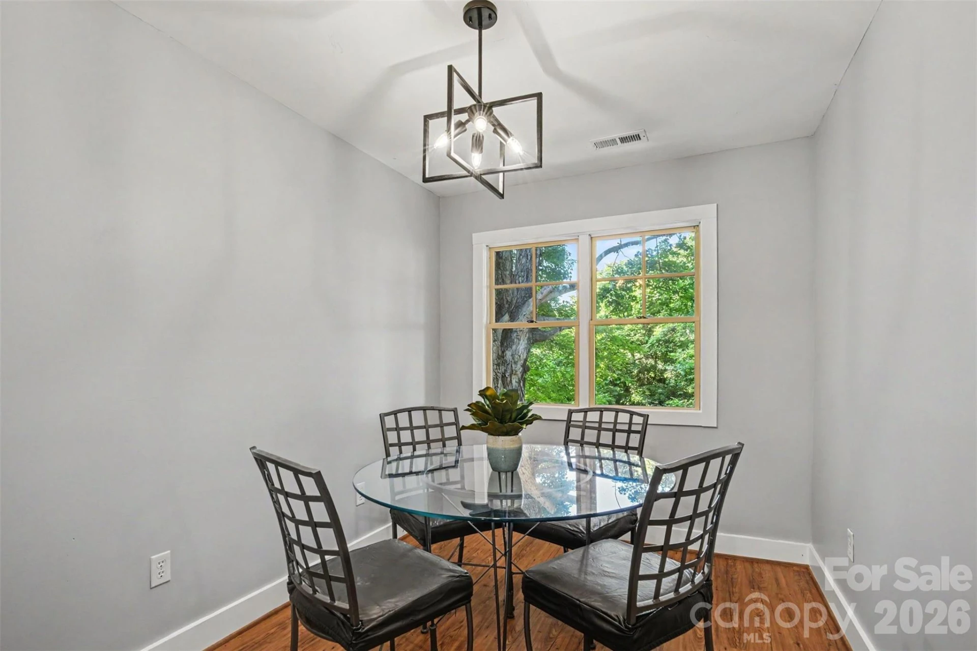 611 4th Avenue - Photo 8