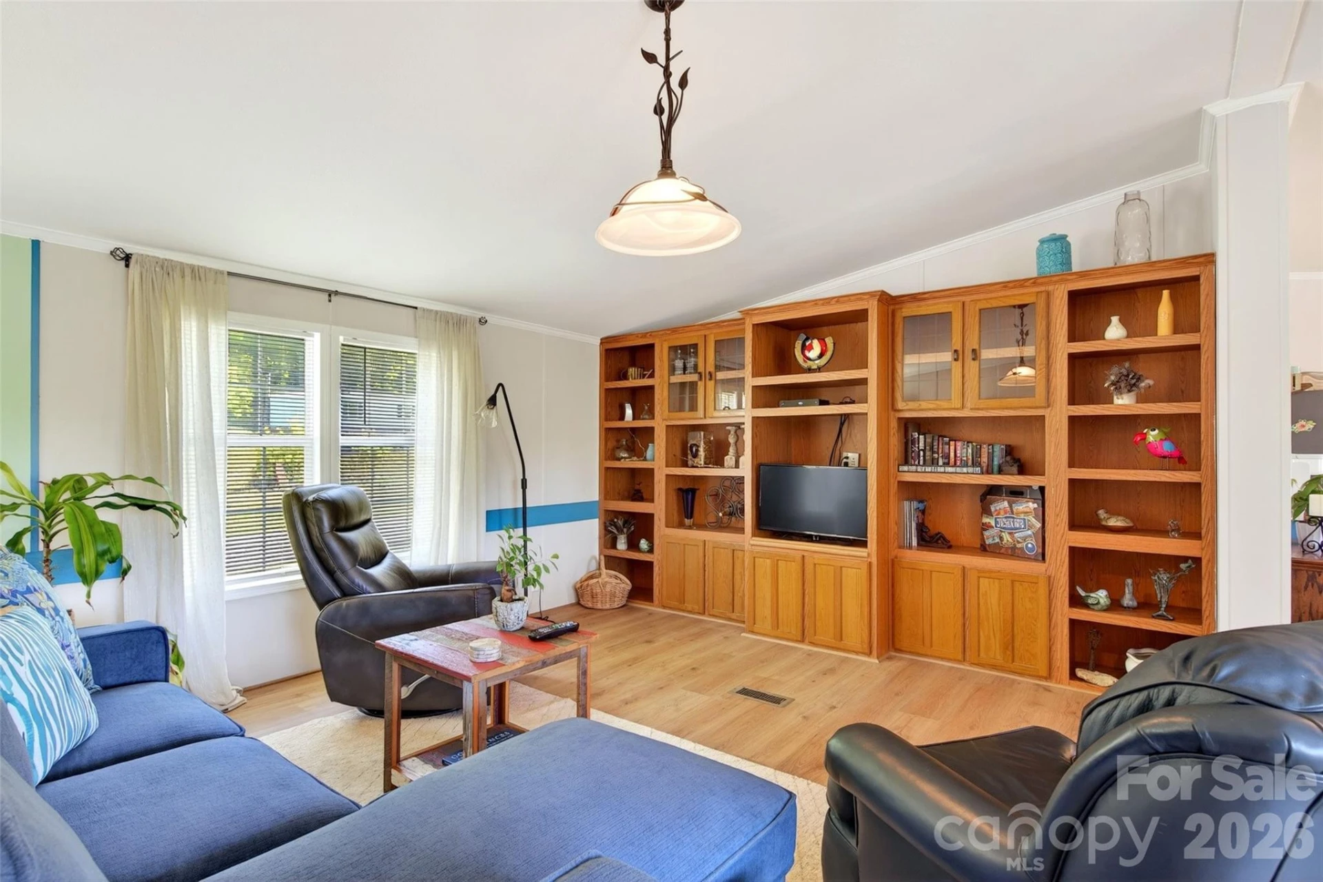 298 Wolf Crossing - Photo 9