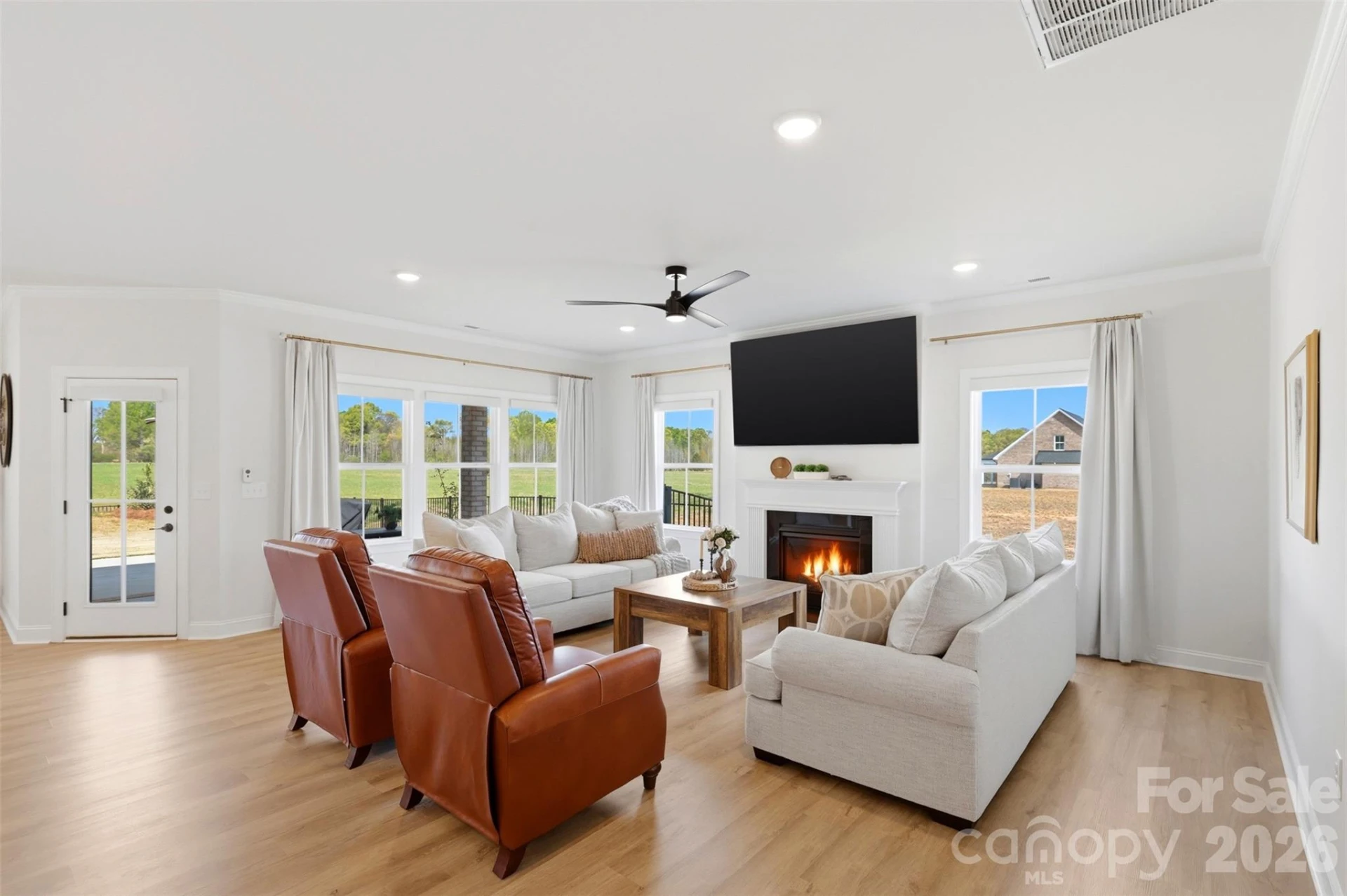 1005 Piper Meadows Drive - Photo 4