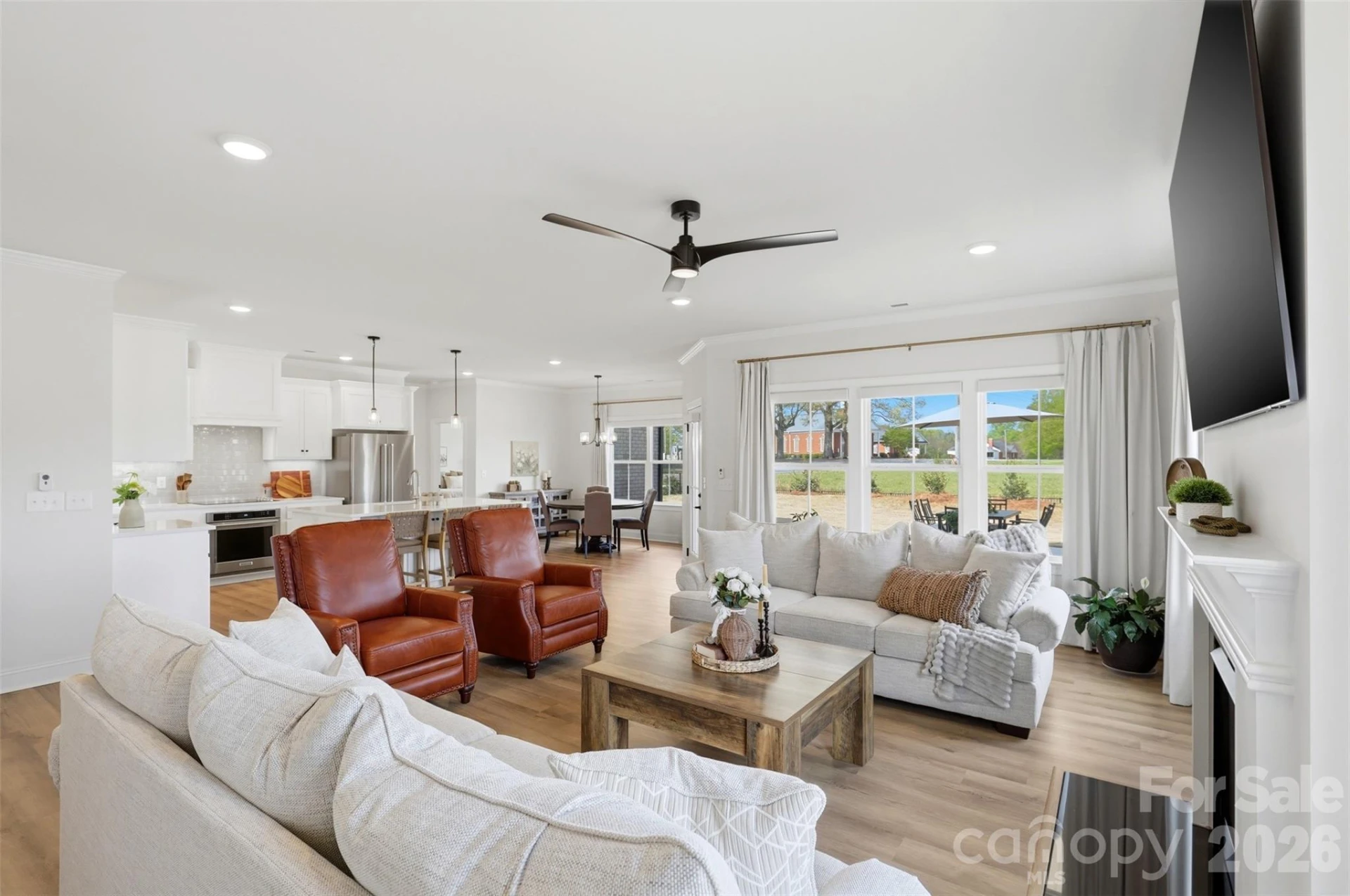 1005 Piper Meadows Drive - Photo 6