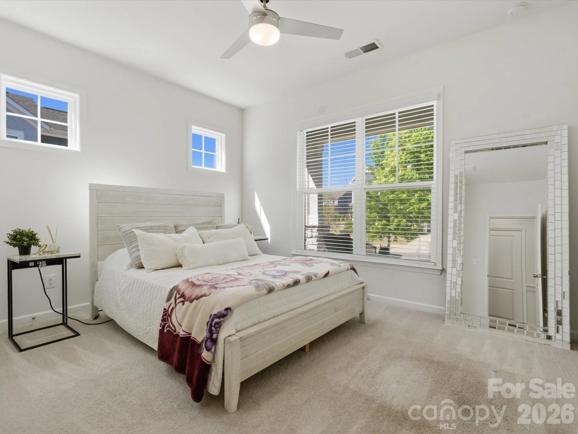 3035 Sterling Drive - Photo 4