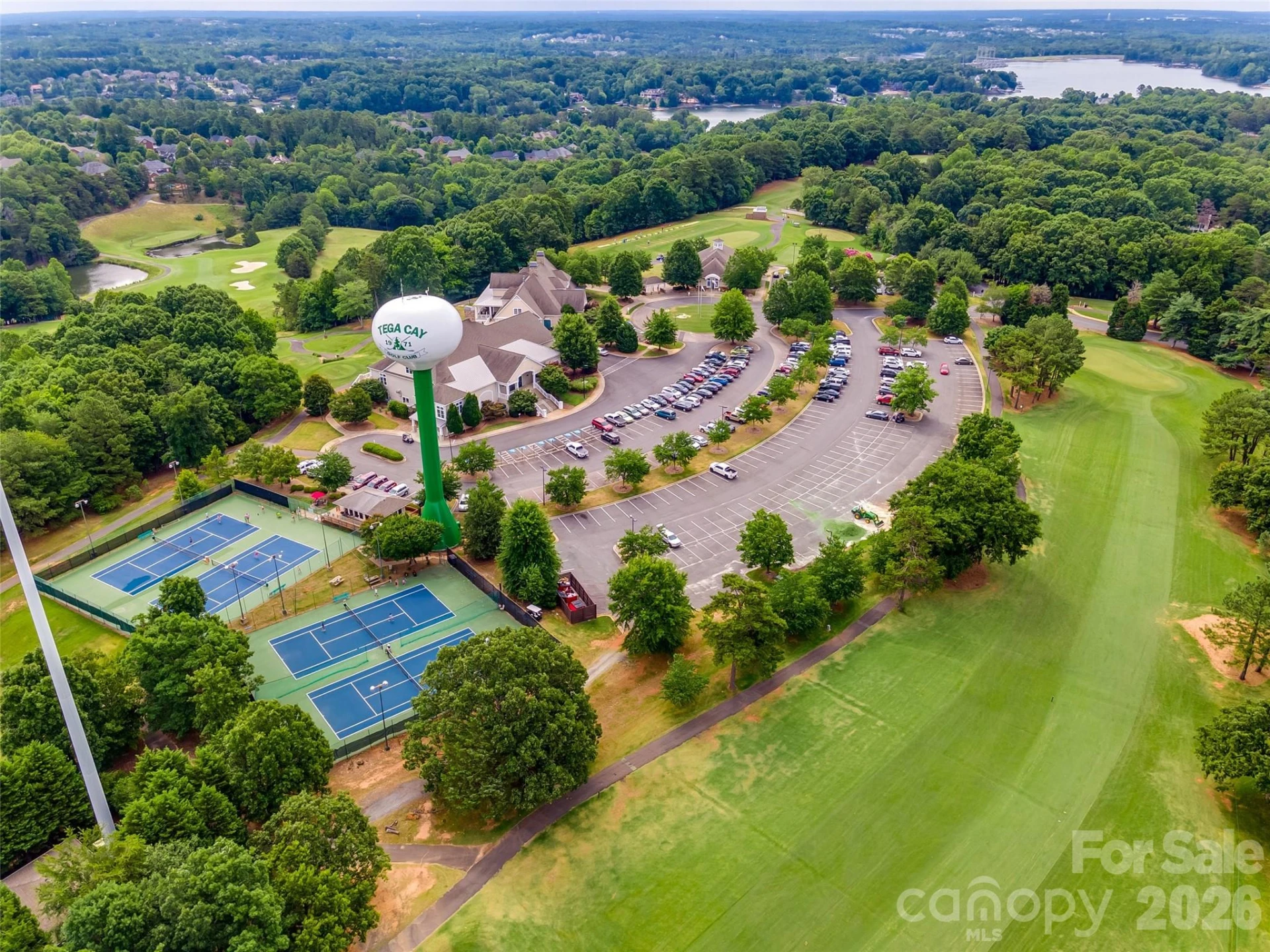 1039 Hunters Run Drive - Photo 24