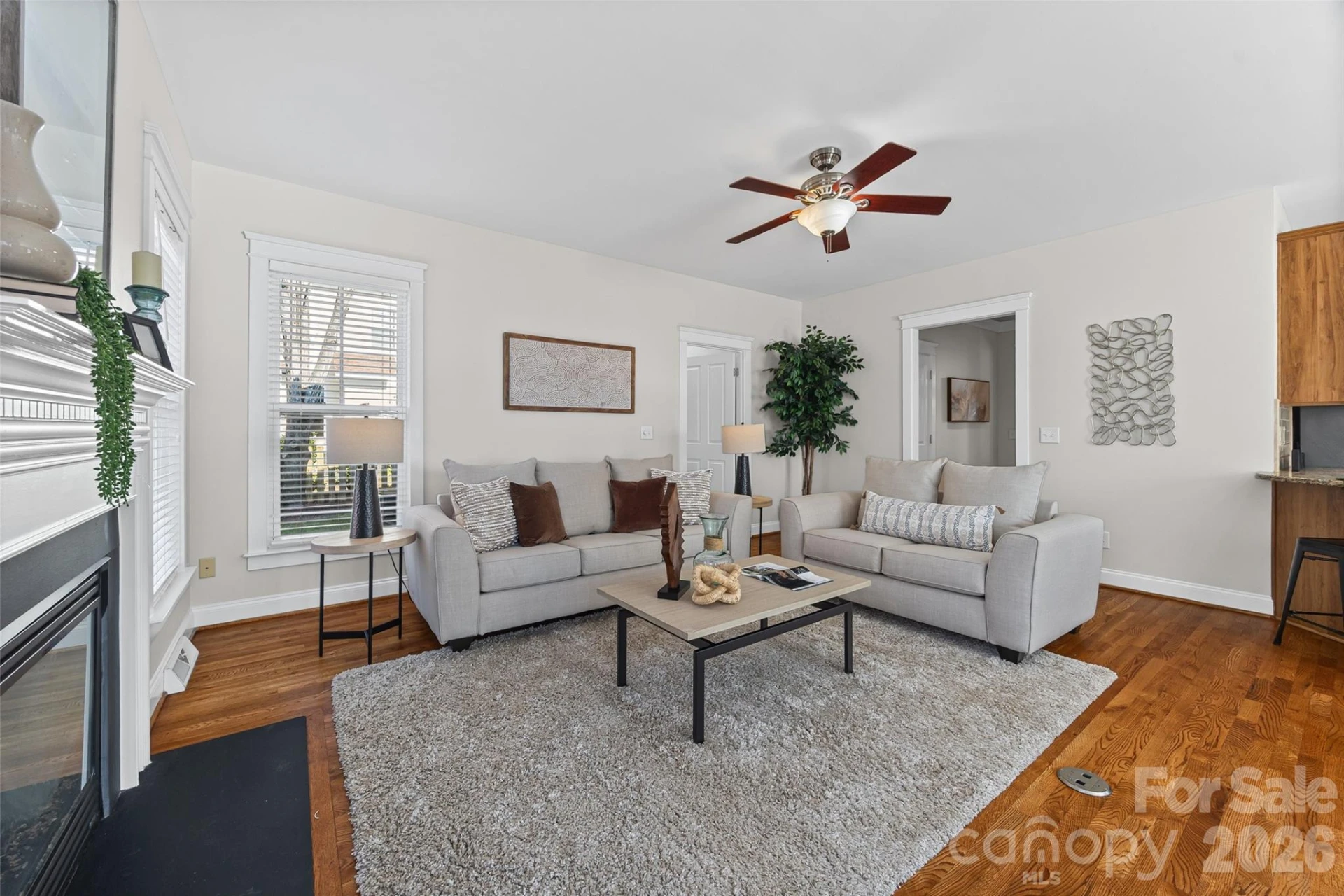 1039 Hunters Run Drive - Photo 8