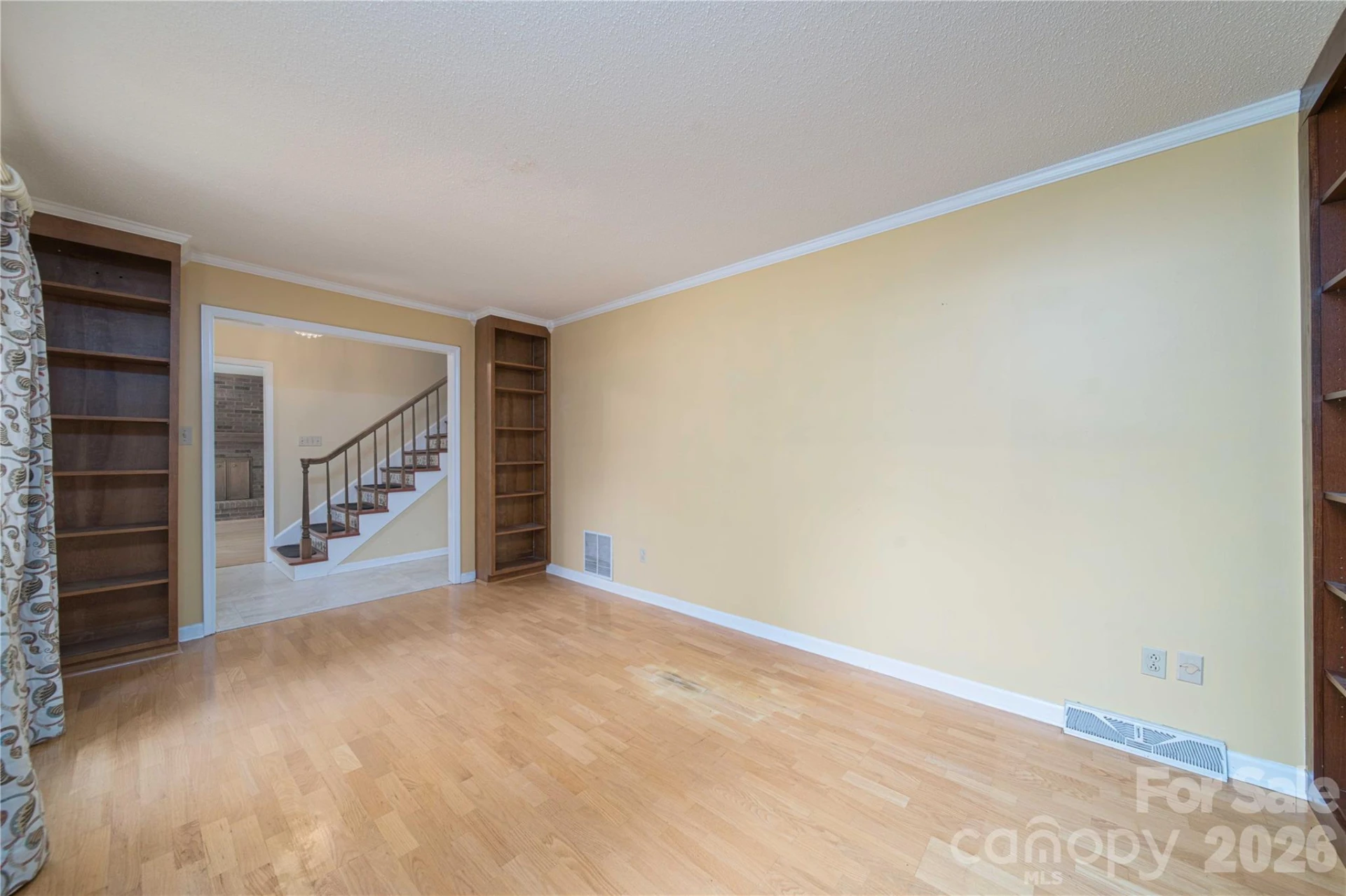 120 Regency Road - Photo 3