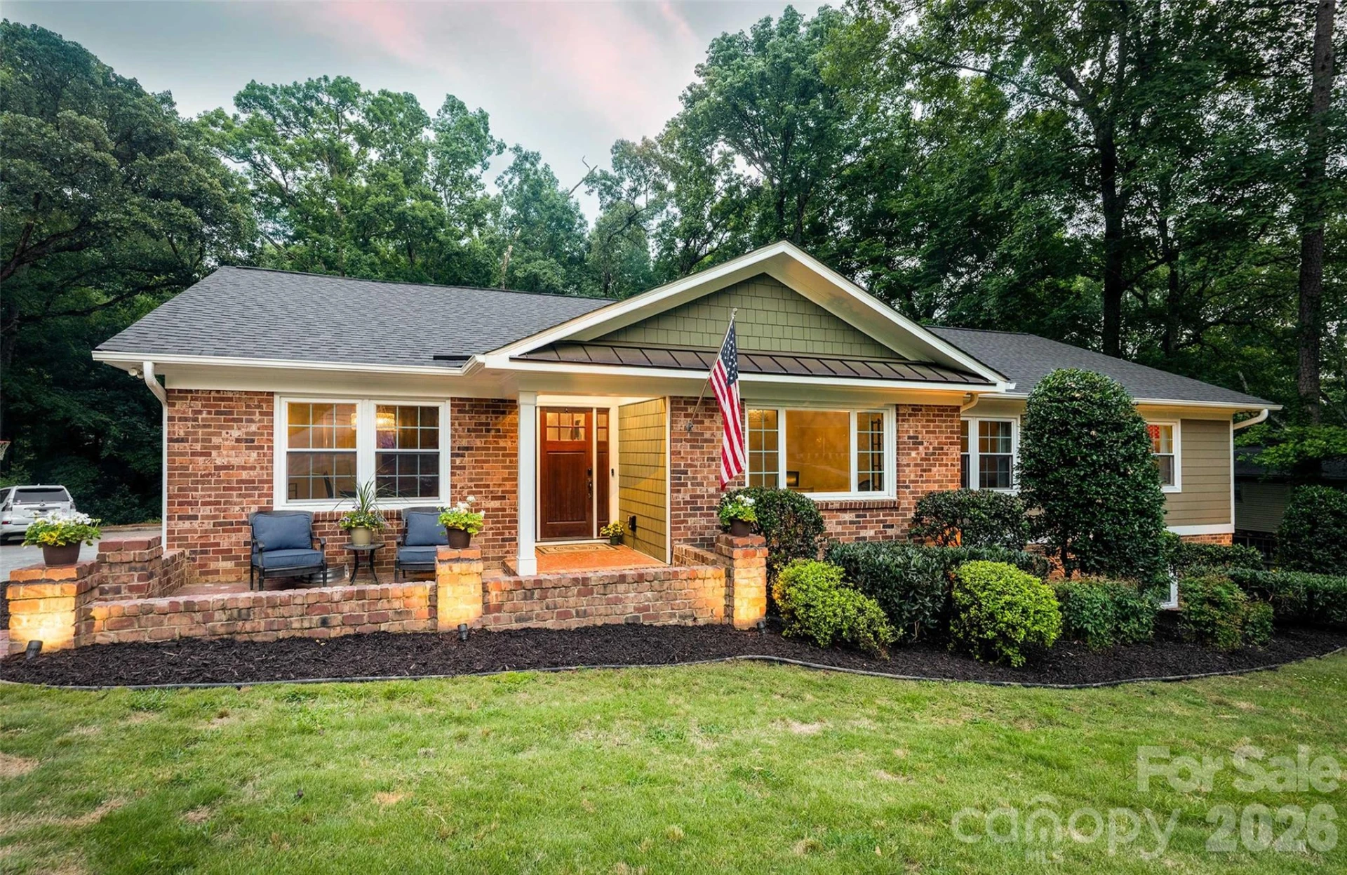 327 Whitestone Road