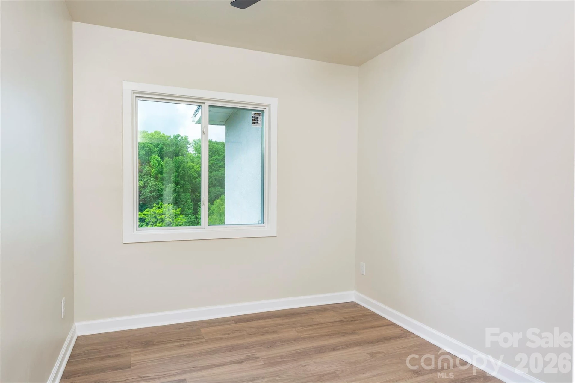 37 King Drive - Photo 14