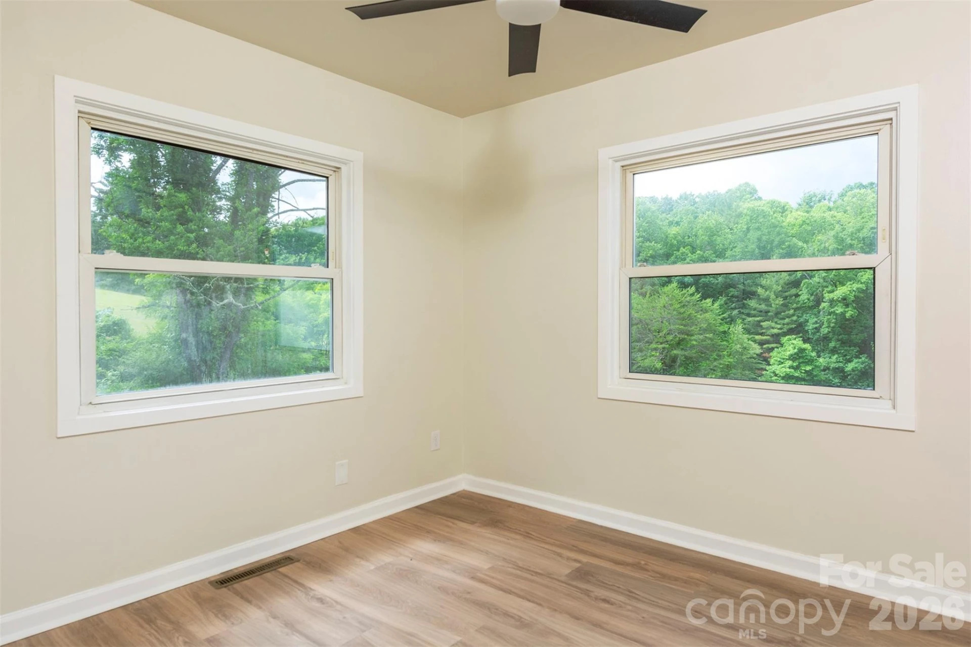 37 King Drive - Photo 15