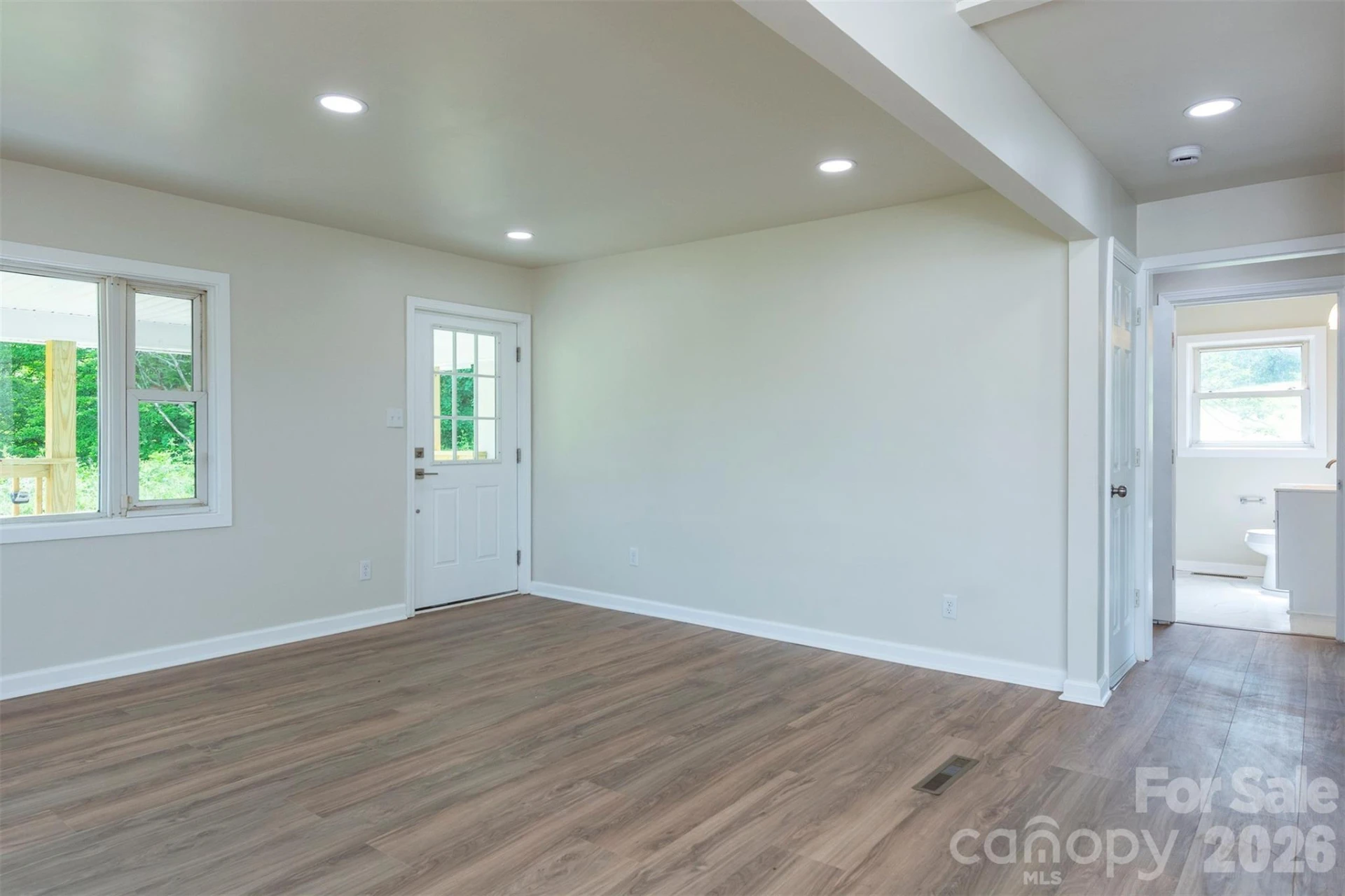 37 King Drive - Photo 7
