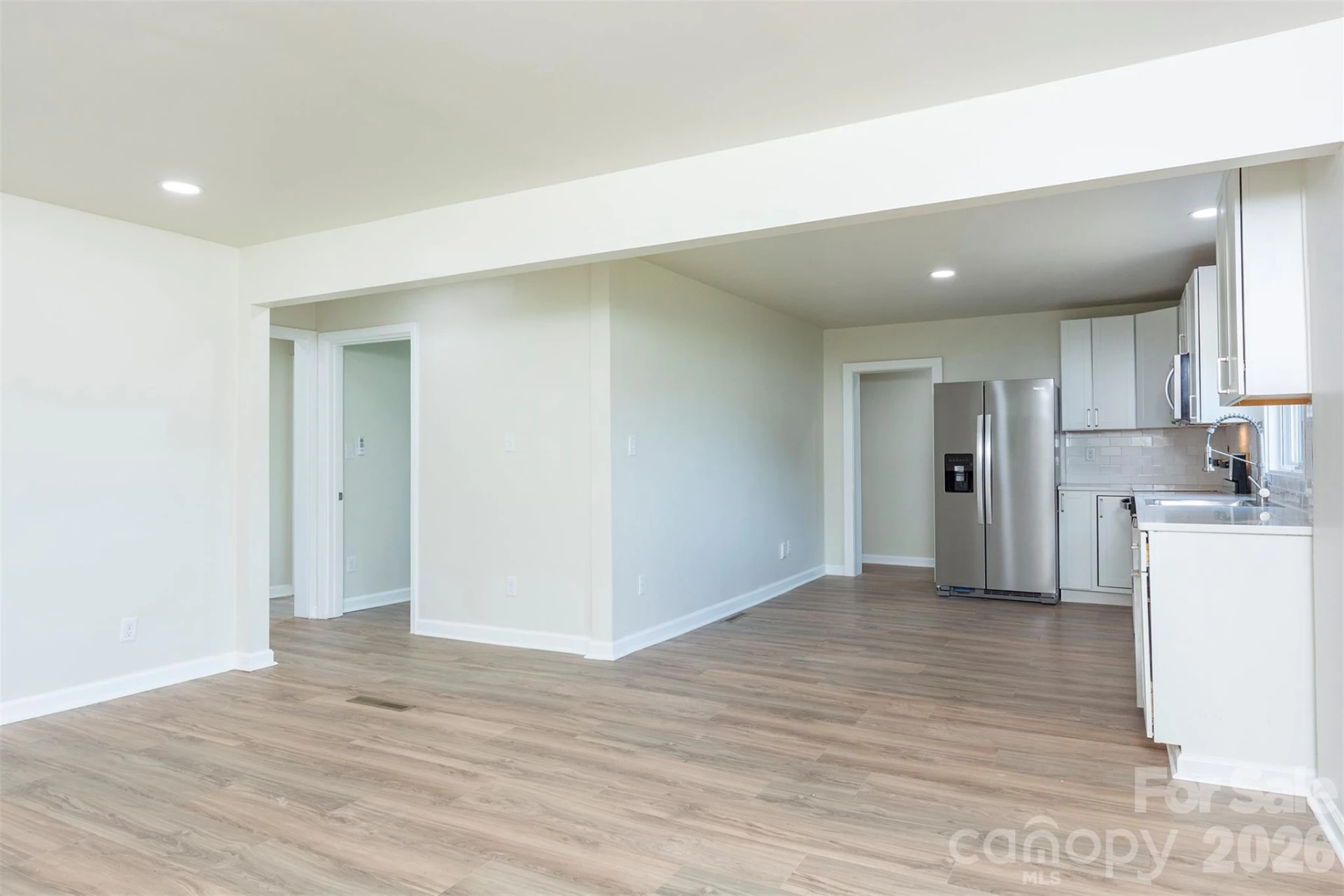 37 King Drive - Photo 8