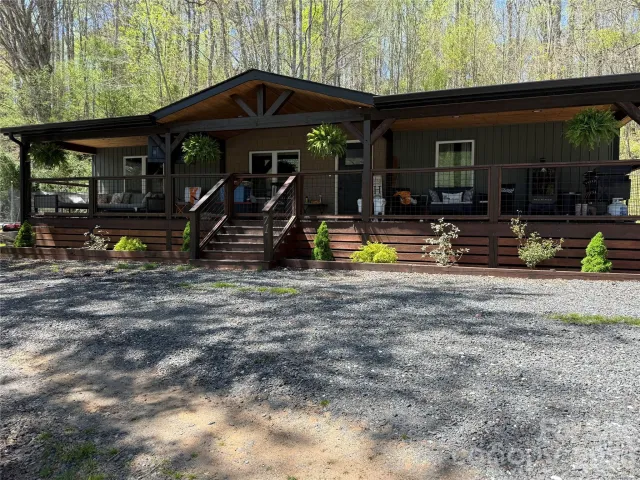 71 Ledford Ridge Lane, Bakersville, NC, 28705