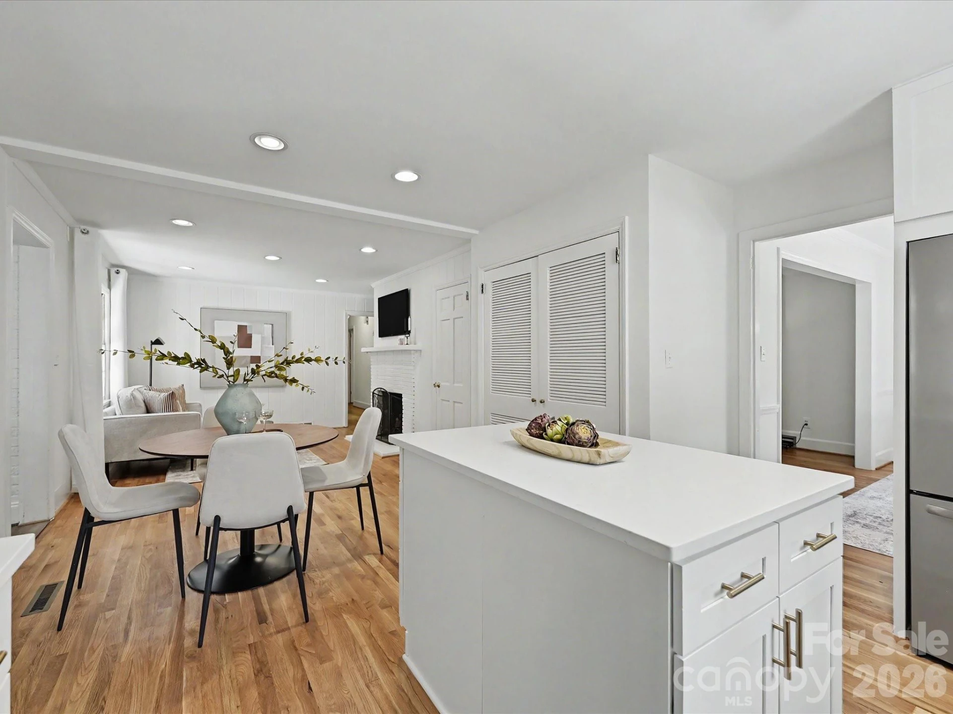 5501 Farmbrook Drive - Photo 17