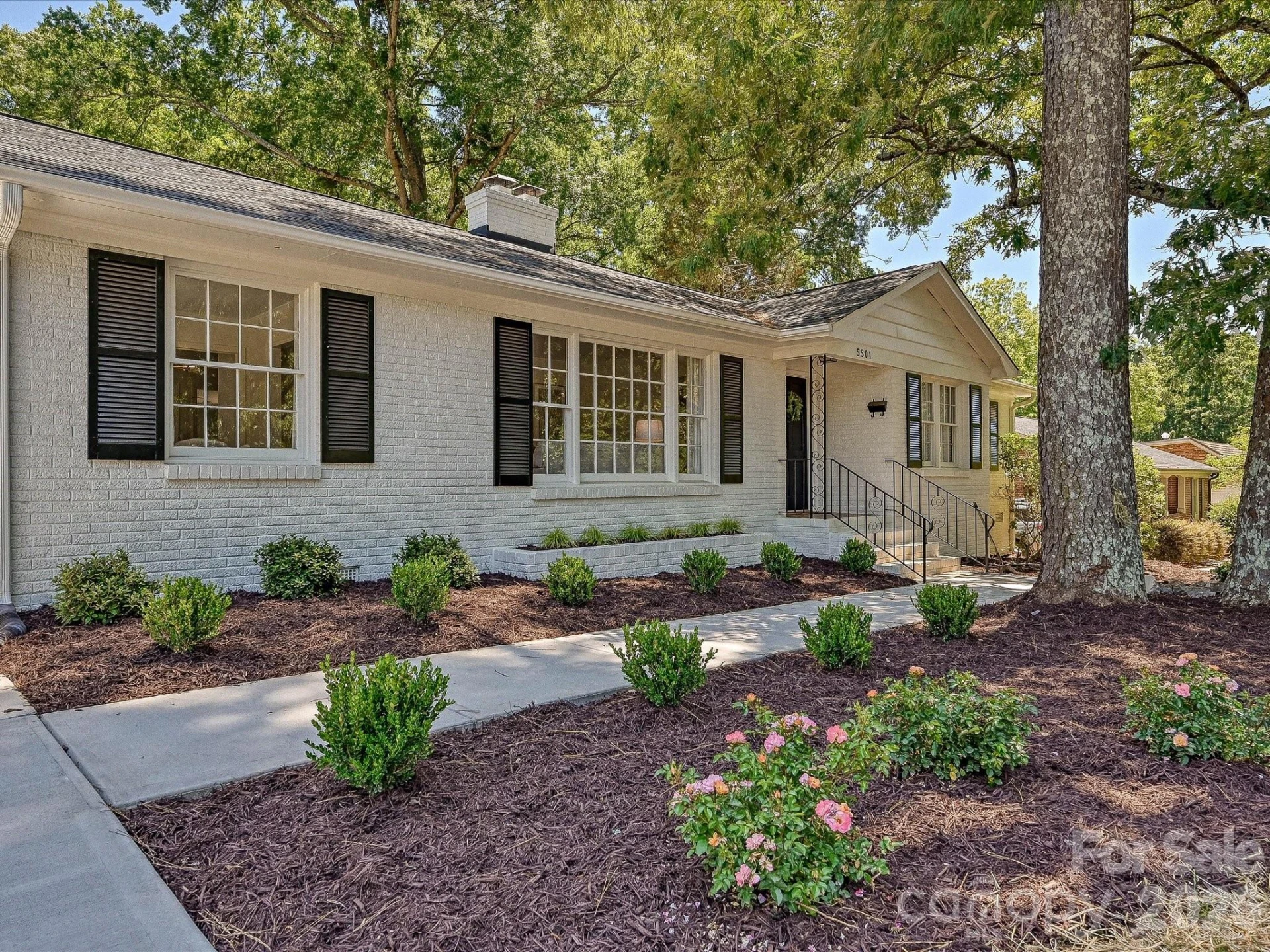 5501 Farmbrook Drive - Photo 3