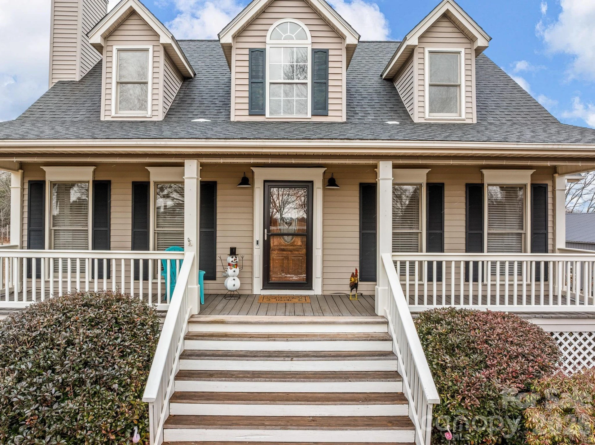 1570 Roddy Road - Photo 3