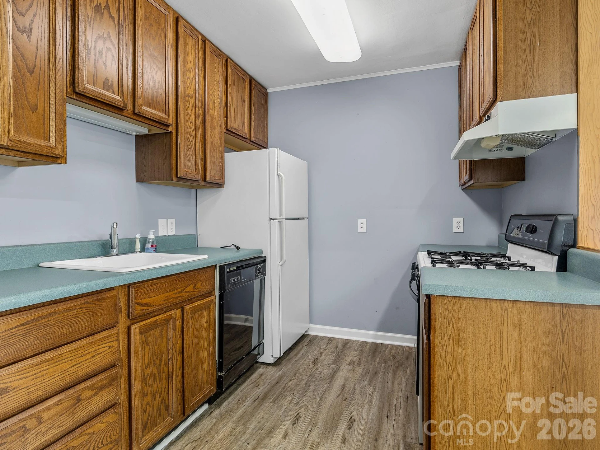 1570 Roddy Road - Photo 21