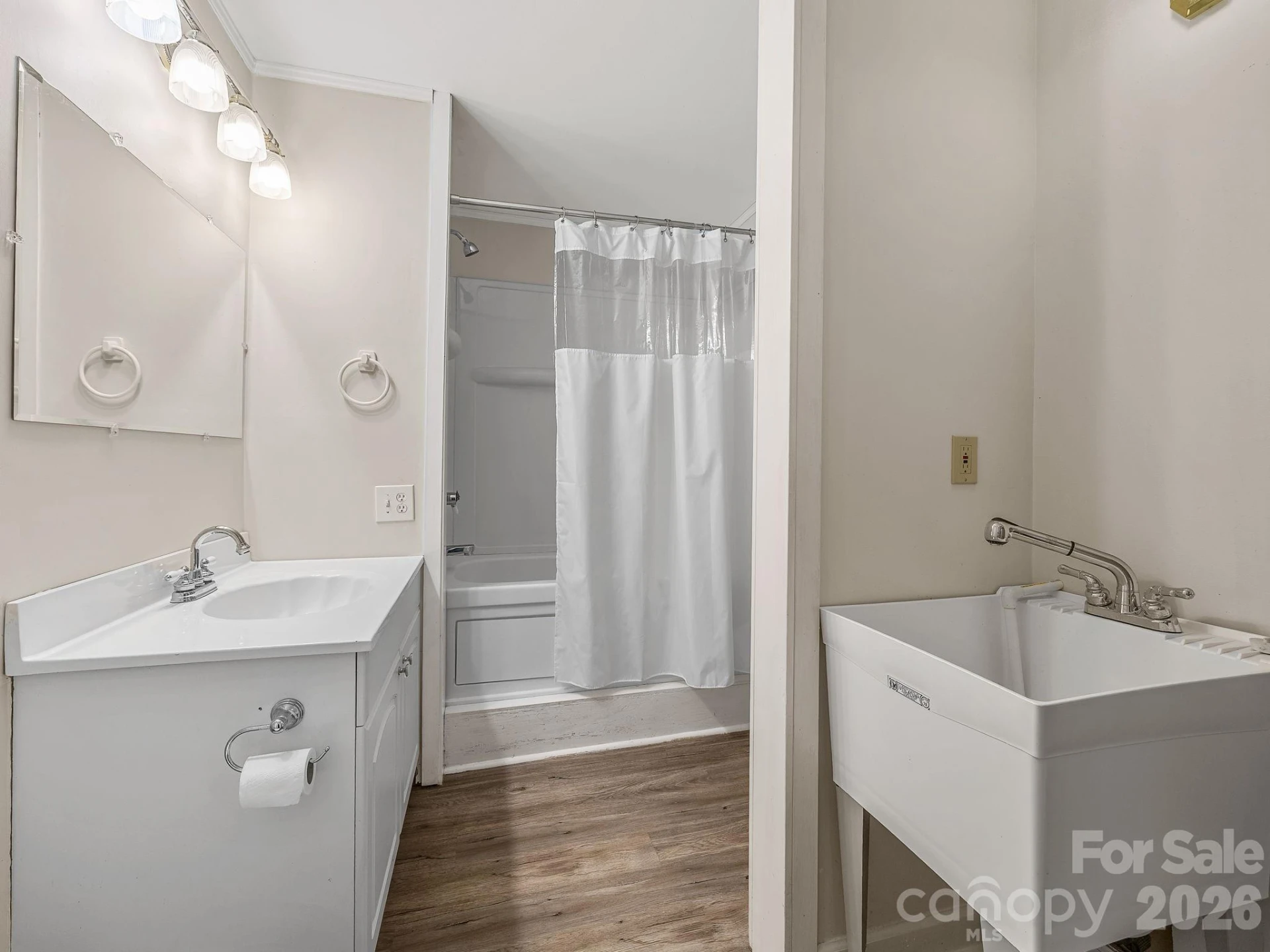 1570 Roddy Road - Photo 25