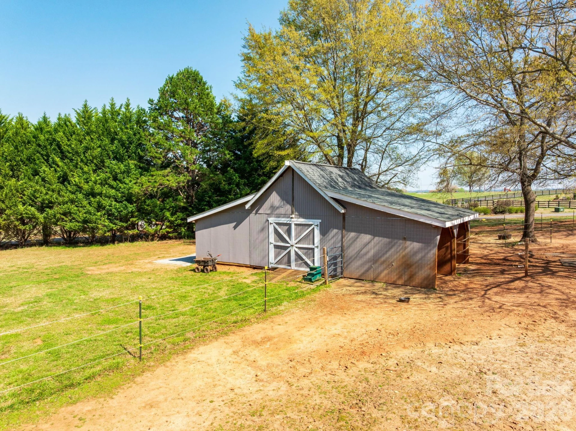 1570 Roddy Road - Photo 29