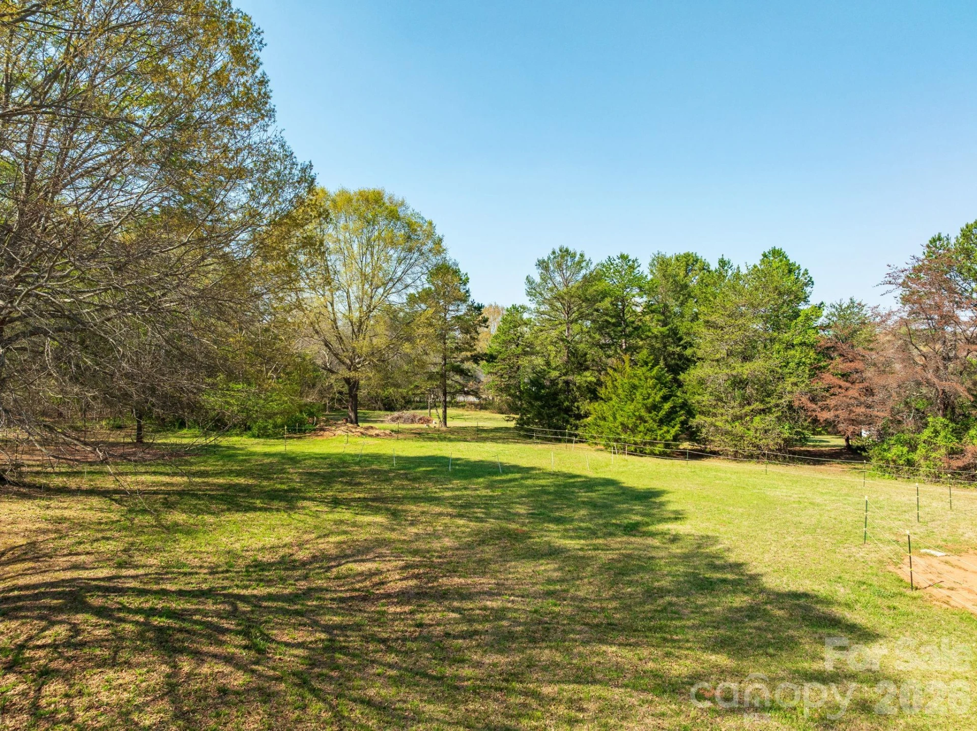 1570 Roddy Road - Photo 32