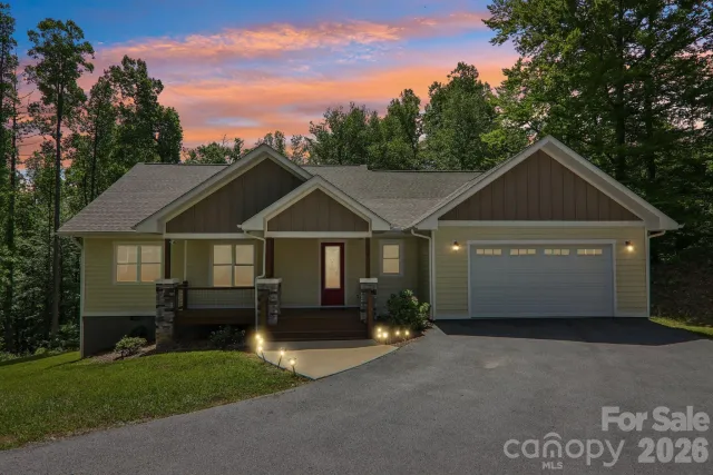 318 Cider Hill Lane, Hendersonville, NC, 28792