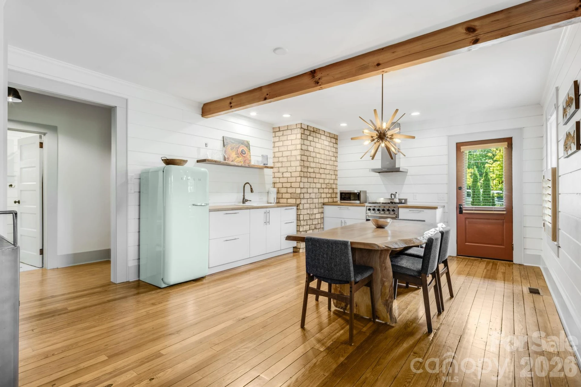 72 Woodlawn Avenue - Photo 11