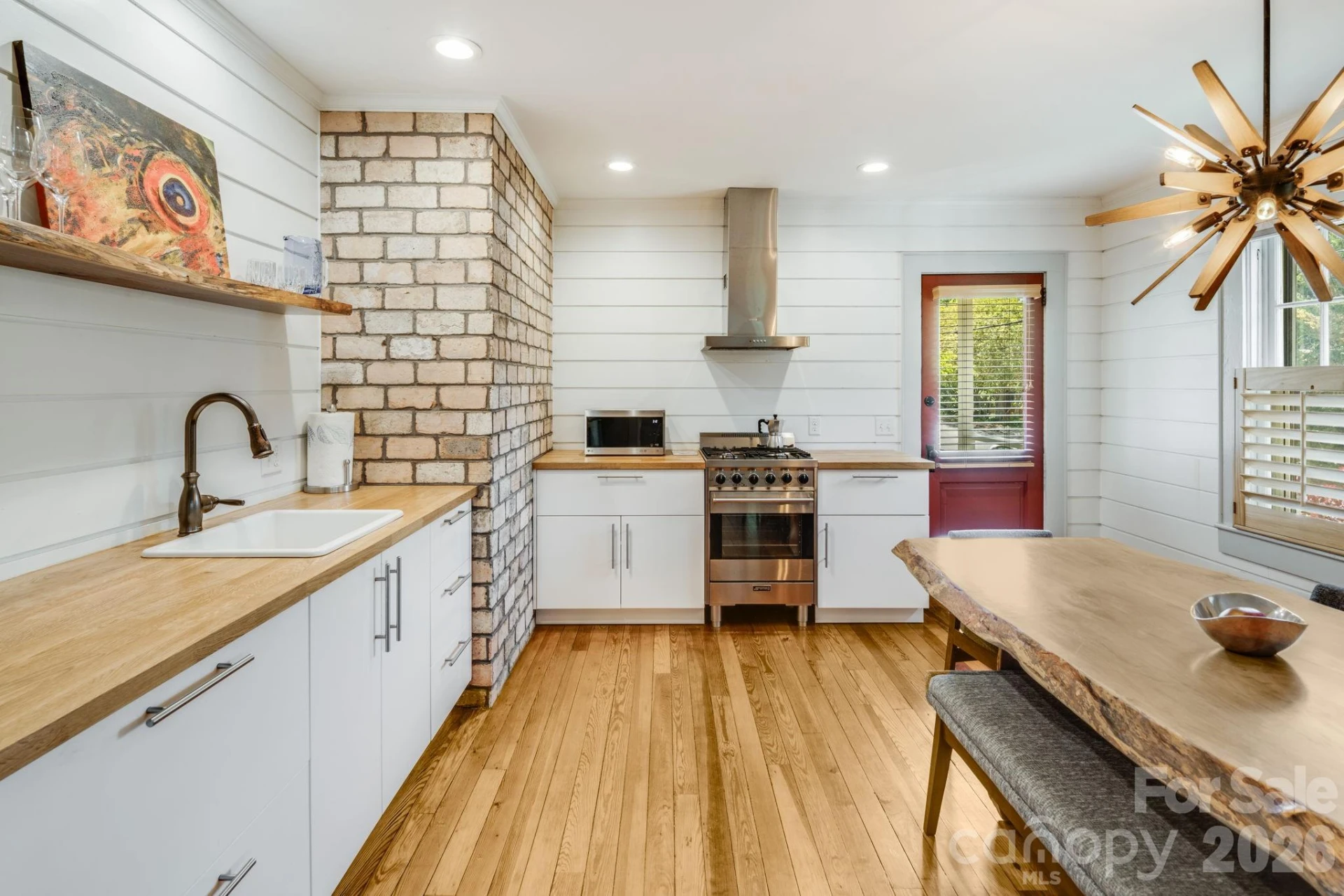 72 Woodlawn Avenue - Photo 14