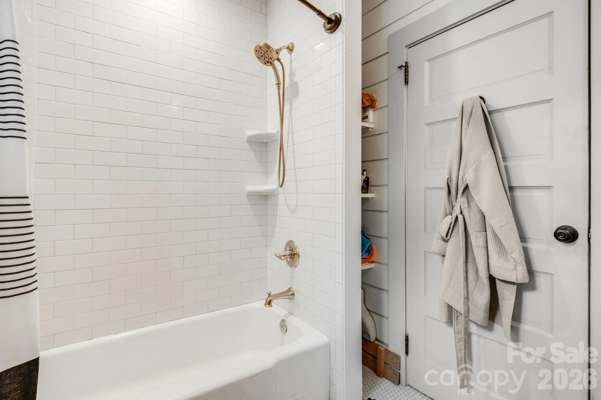 72 Woodlawn Avenue - Photo 20