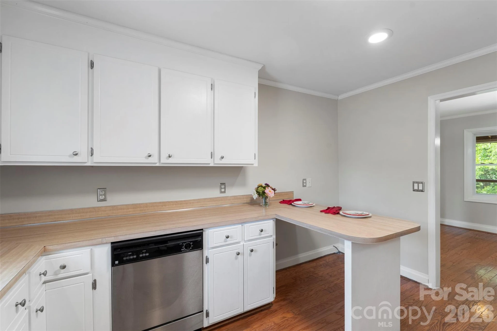 1152 Crestmont Drive - Photo 17