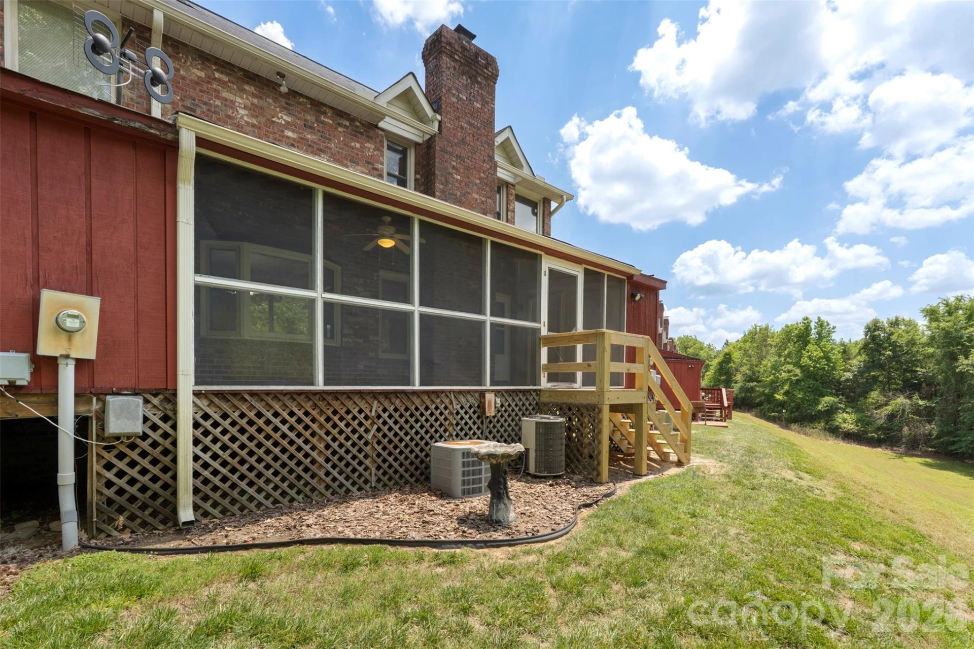 1152 Crestmont Drive - Photo 31