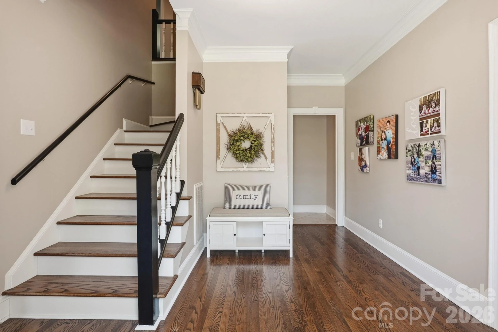 918 Hanover Drive - Photo 4