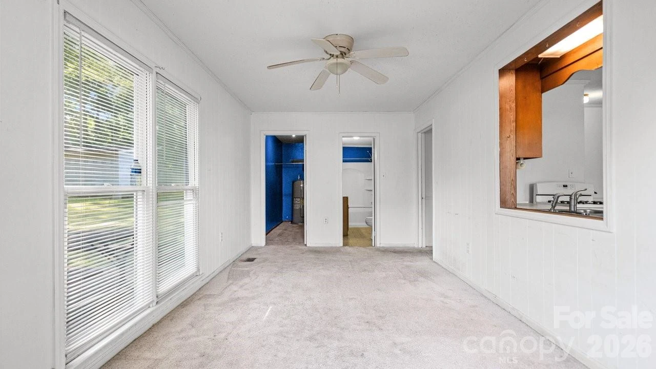 110 Globe Street - Photo 20