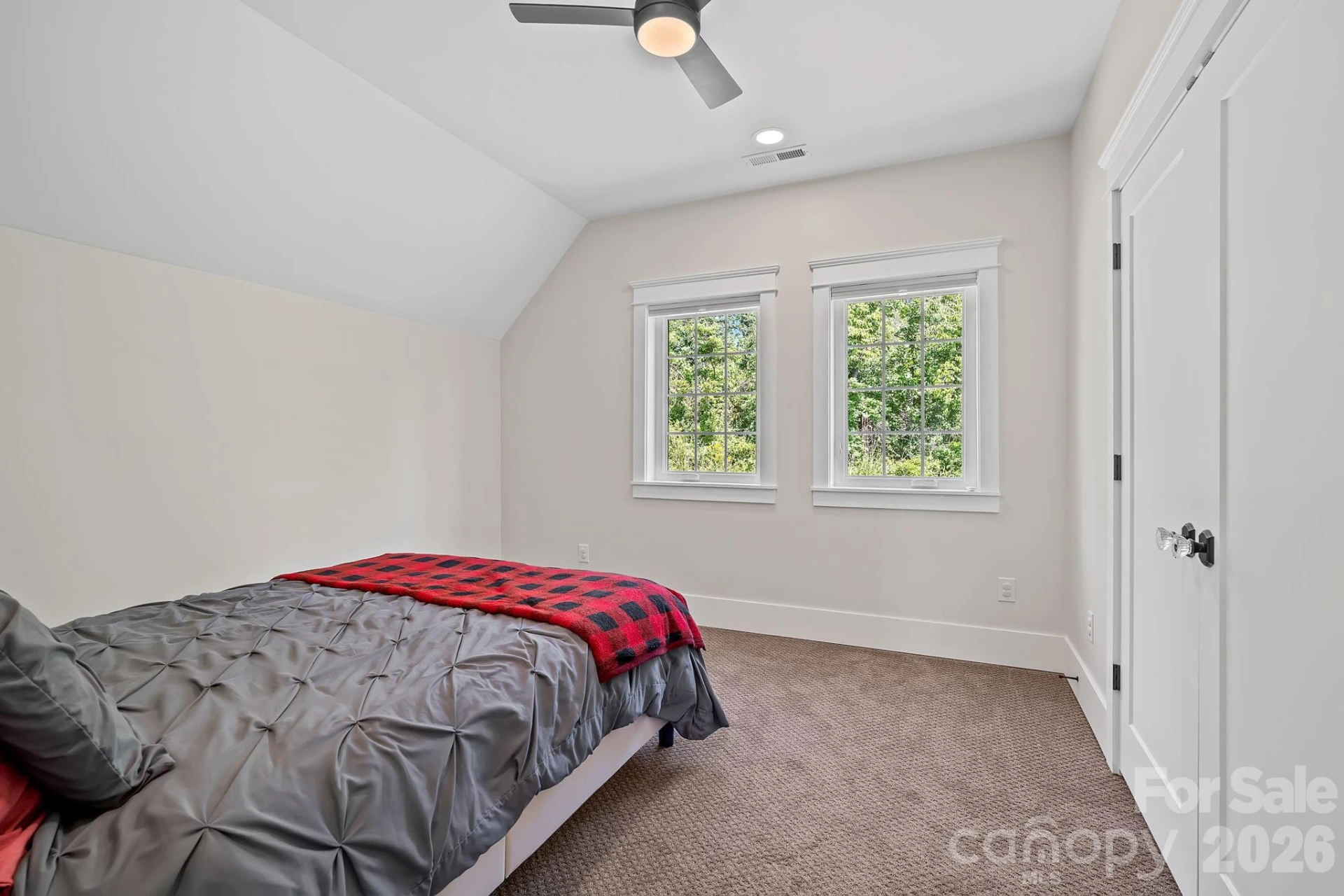 66 Nader Avenue - Photo 33