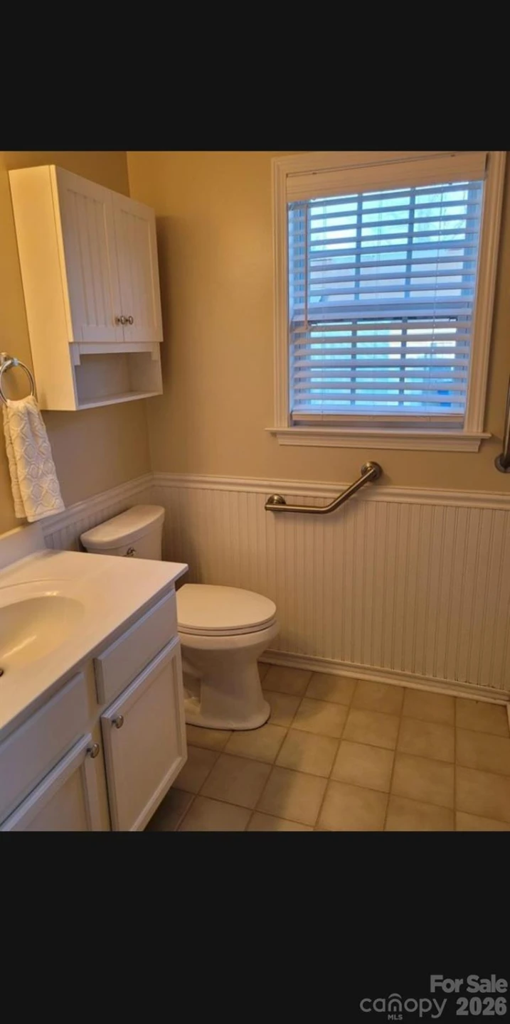 115 Edinburgh Court - Photo 16