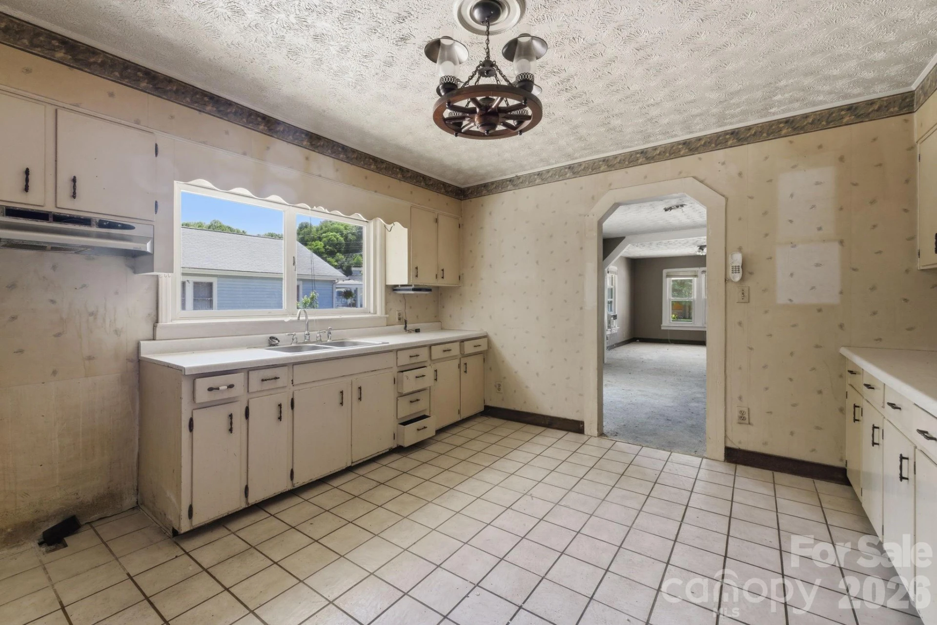 174 Hazelwood Avenue - Photo 15