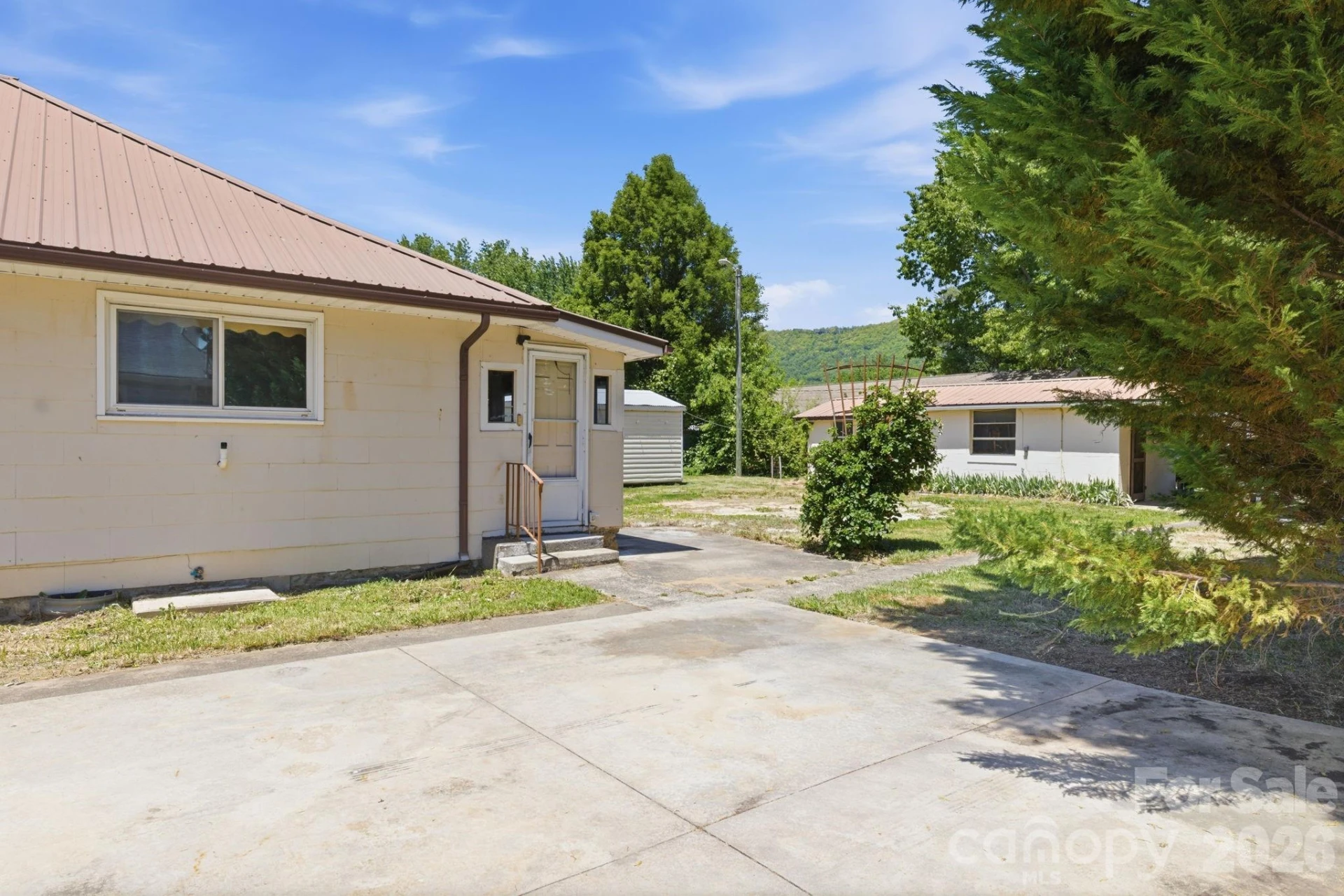 174 Hazelwood Avenue - Photo 28