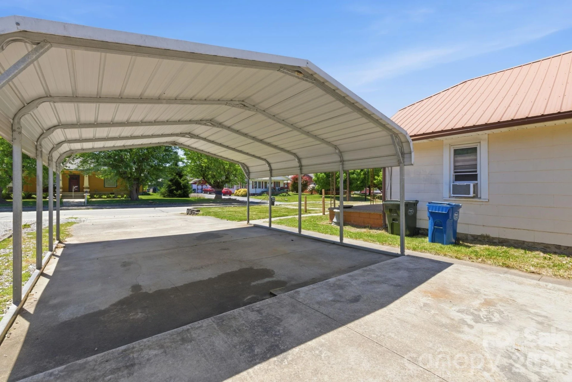 174 Hazelwood Avenue - Photo 34
