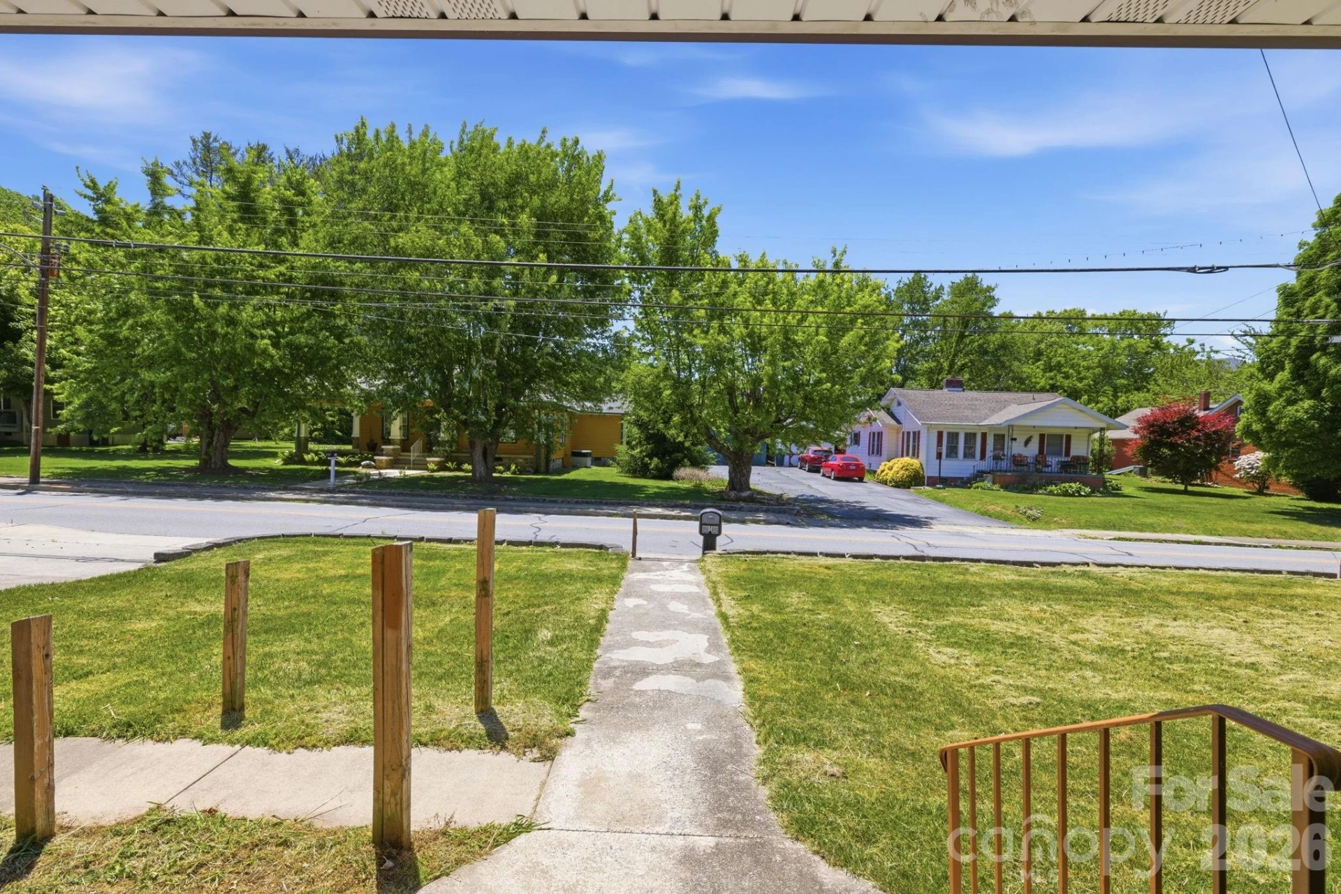 174 Hazelwood Avenue - Photo 5