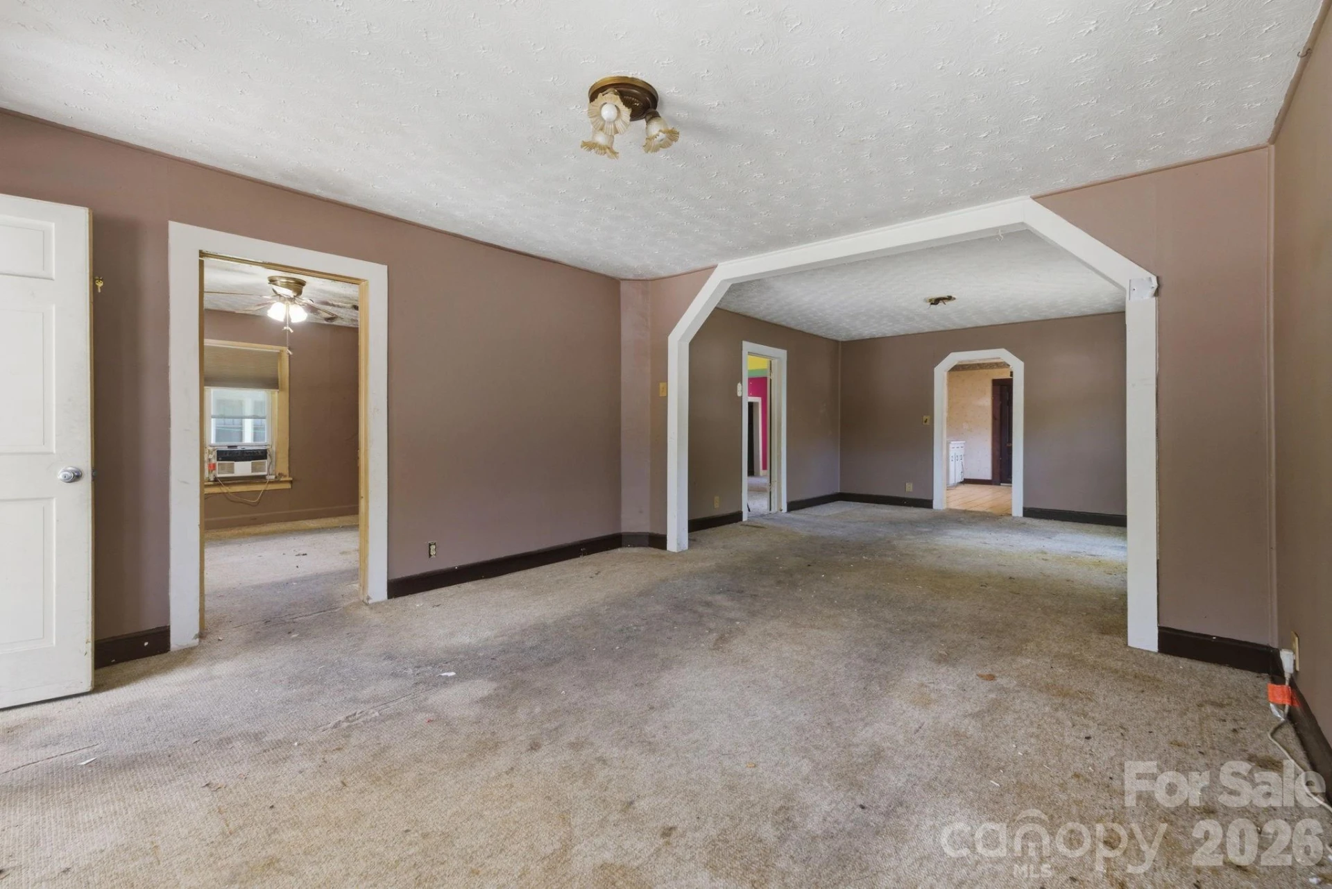 174 Hazelwood Avenue - Photo 6